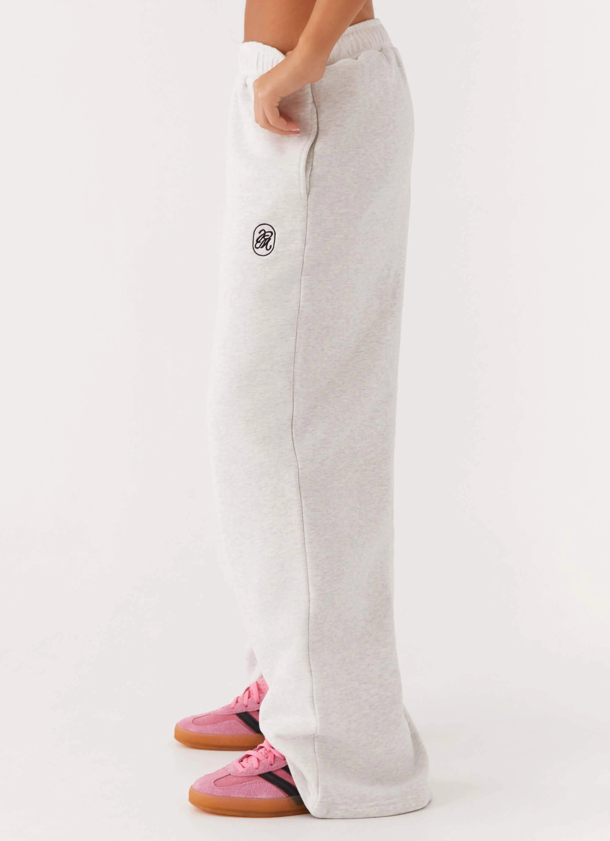 Quick Layer Layered Wear Signature Sweatpants - Grey
