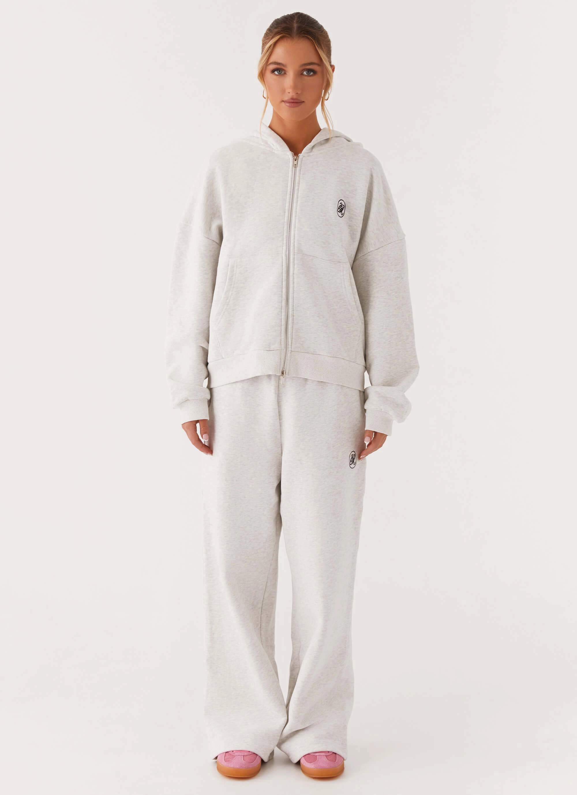 Signature Sweatpants - Grey Modern Comfort