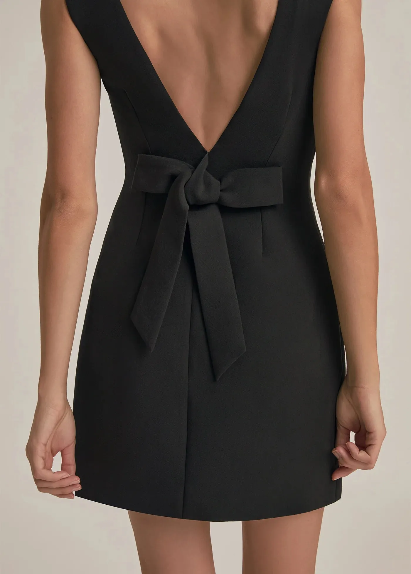 Favorite Daughter The Meet Cute Dress Soft-Lining Halter-Neck