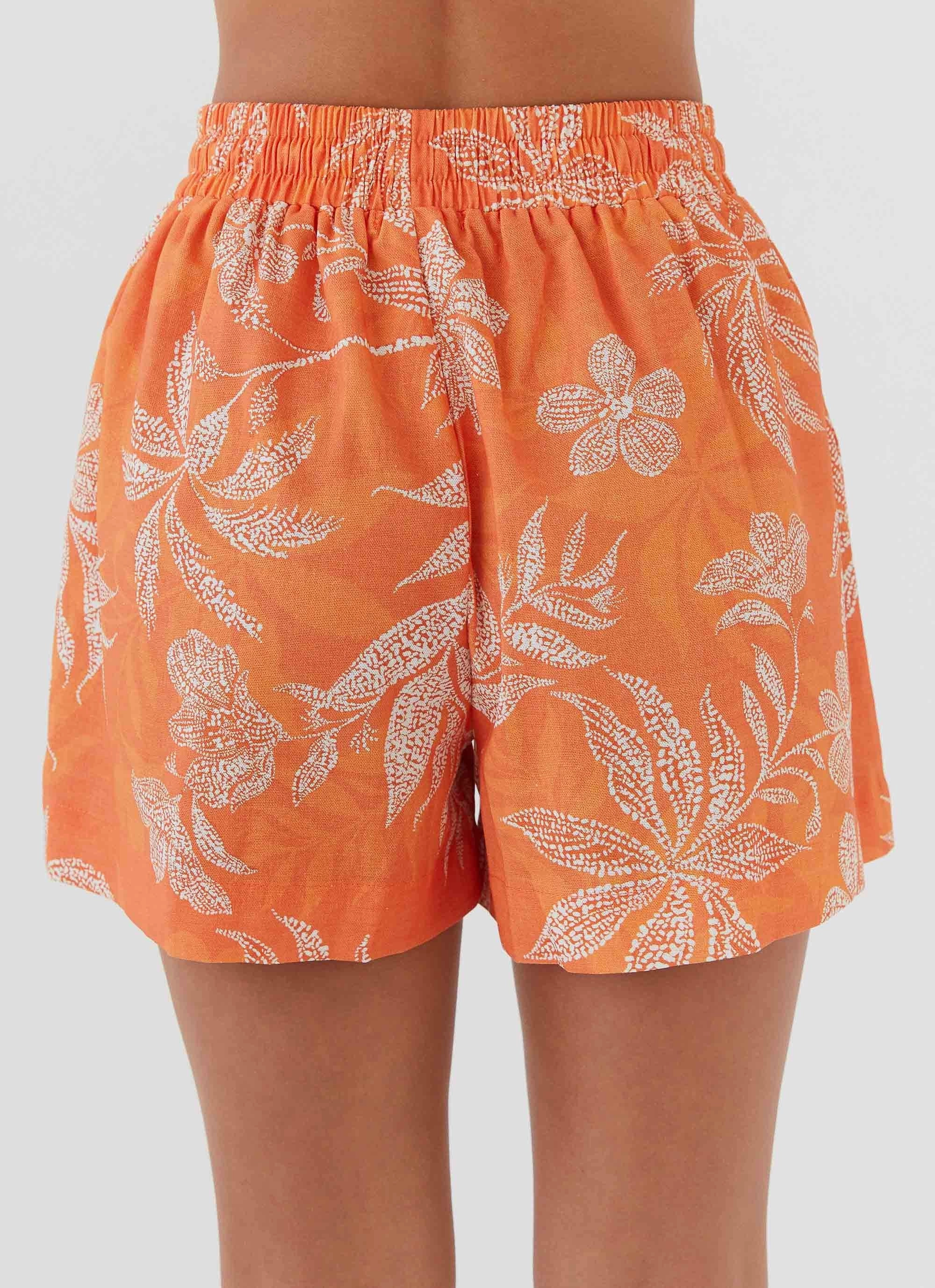 Durable Zipper Sporty Layers Sweet Relief Linen Shorts - Tropic Sunset