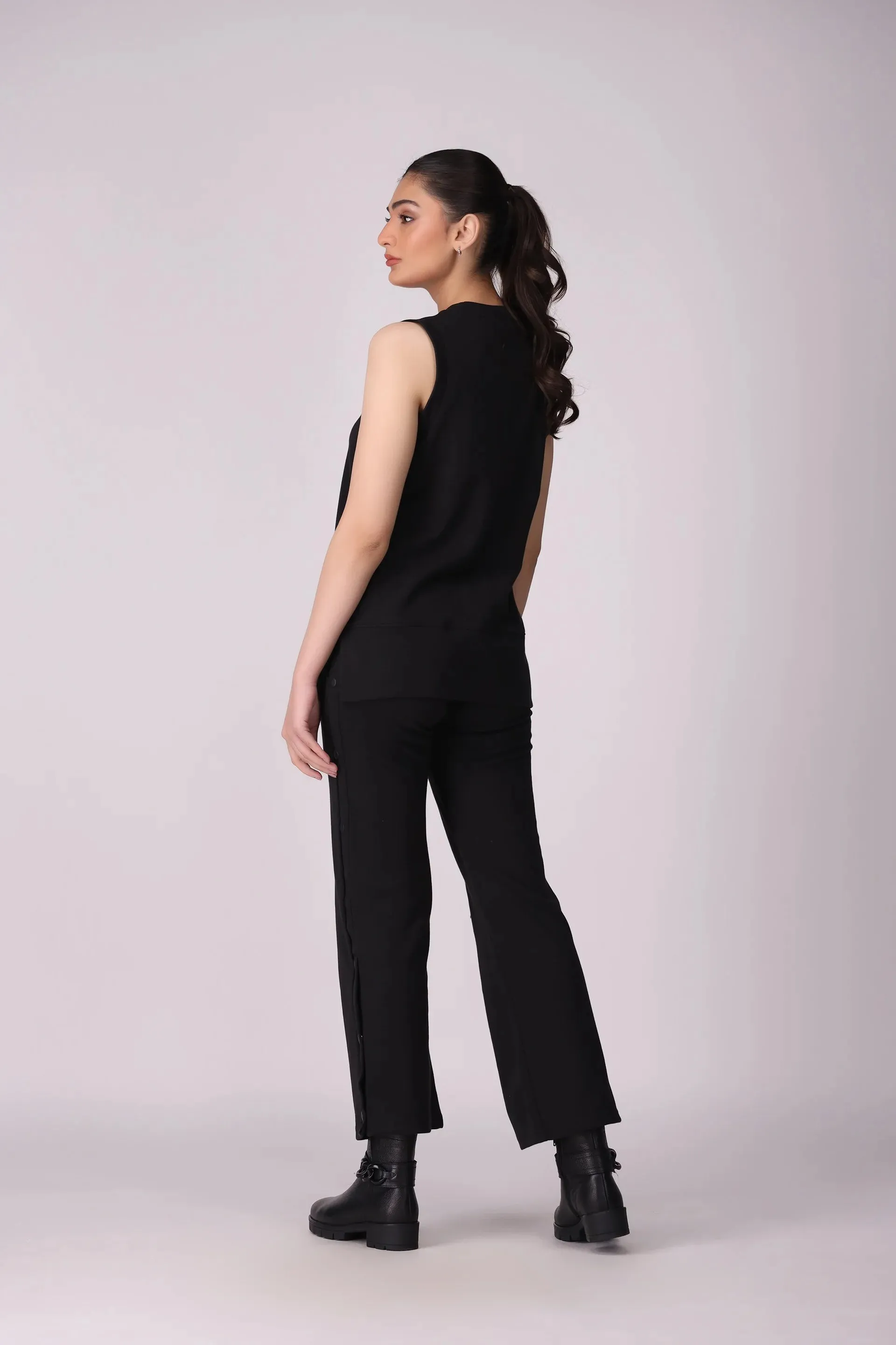 Sleeveless T-Shirt