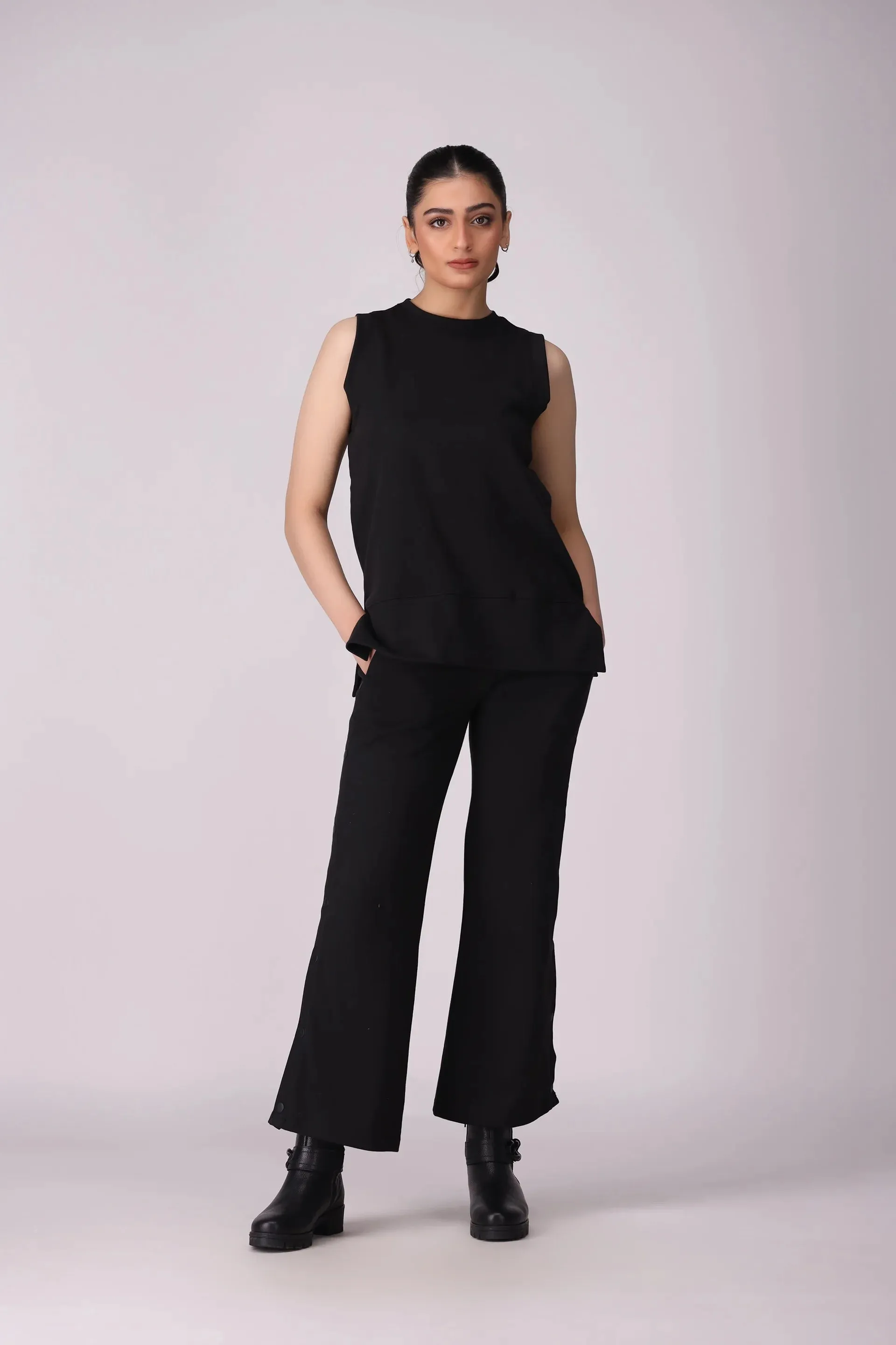 Sleeveless T-Shirt