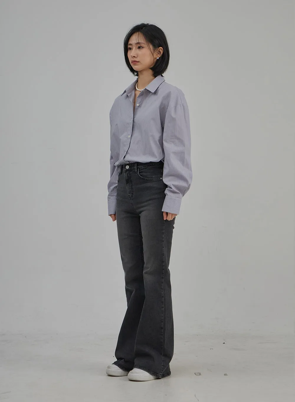 Slim Fit Bootcut Jeans OJ302