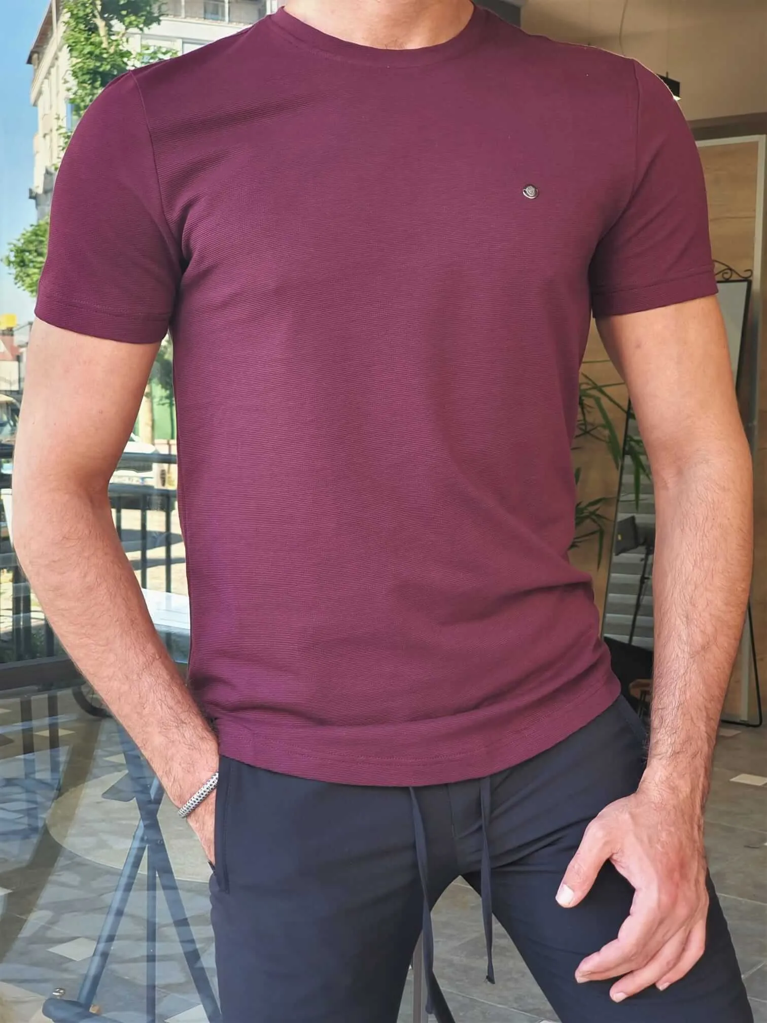 SlimFit Crewneck Plum T-Shirt