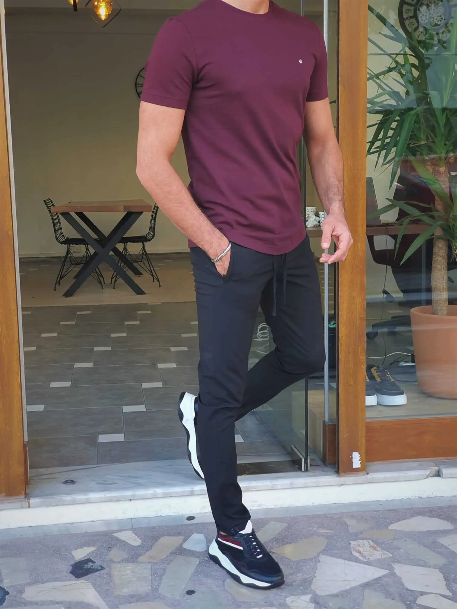 SlimFit Crewneck Plum T-Shirt