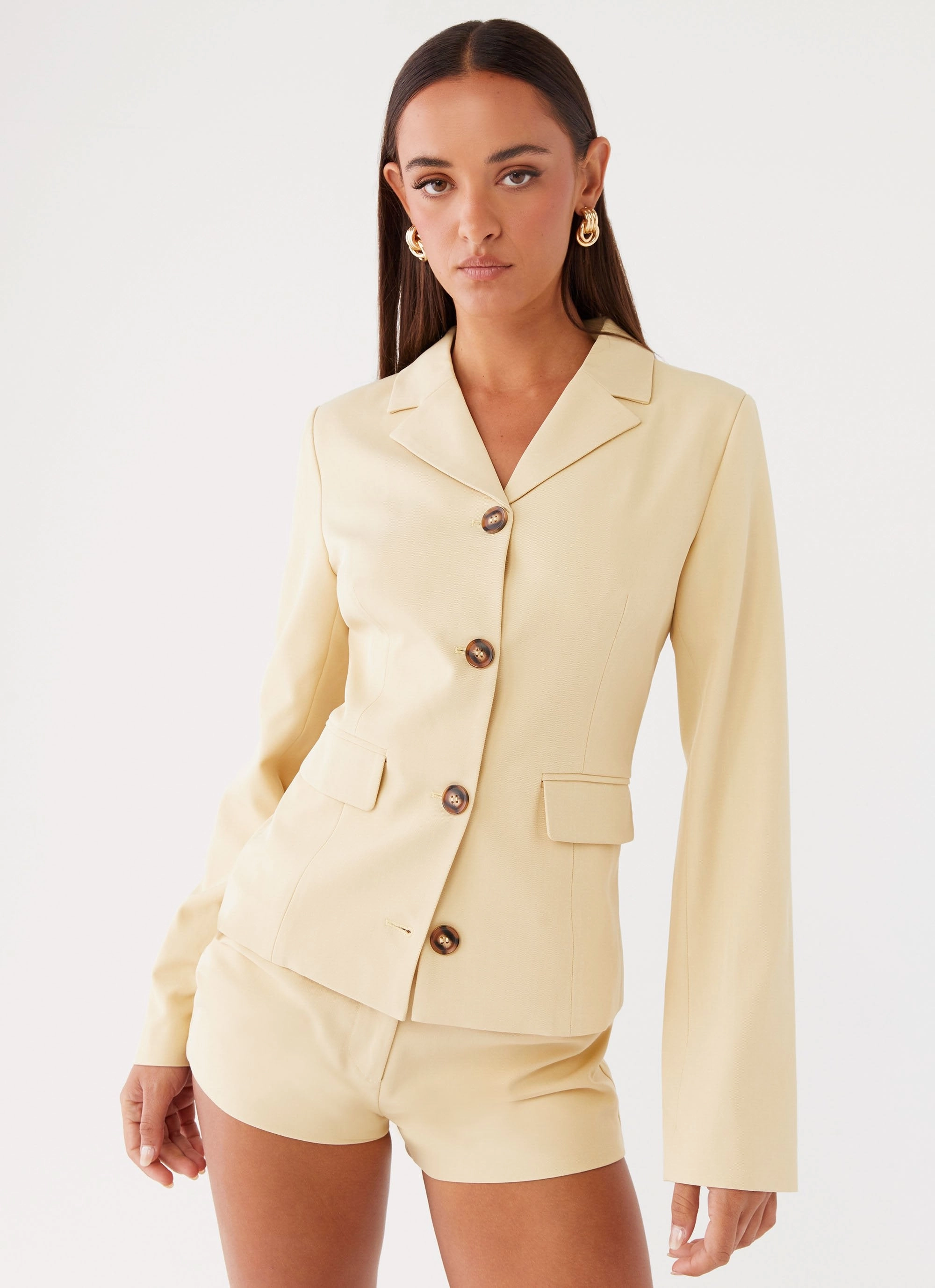 Mercury Fitted Jacket - Butter Warm Essentials Sleek Layer Fit