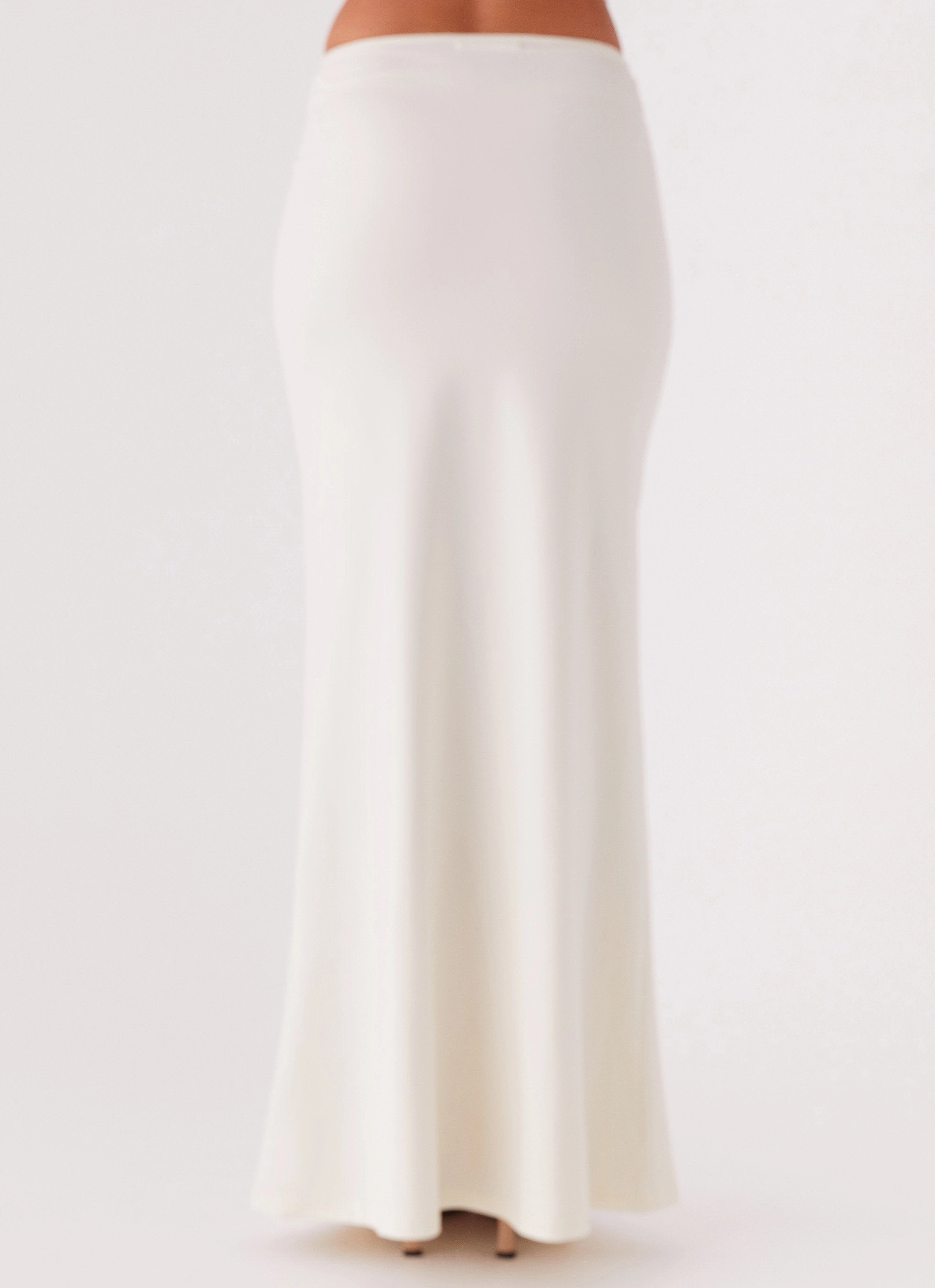 Durable Utility Packable Fit Trixie Maxi Skirt - Ivory
