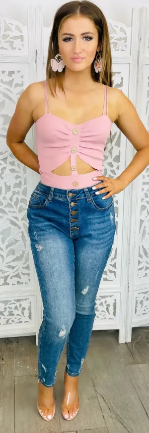 SO IT GOES Hight Rise 5 Button Distressed Skinny Jeans