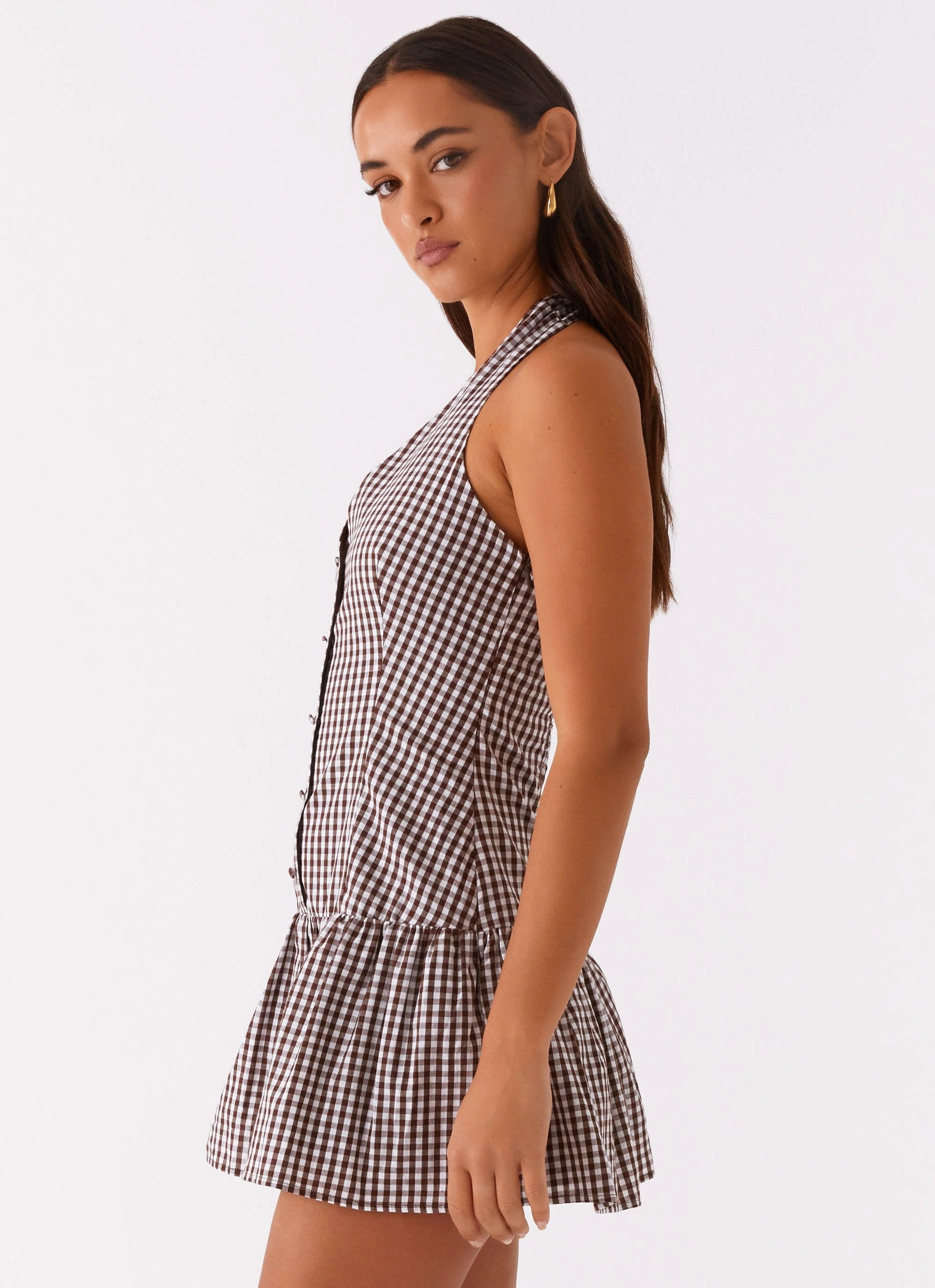 New Look Shirred Halter Mini Dress - Chocolate Gingham Light Elegance Front Detail