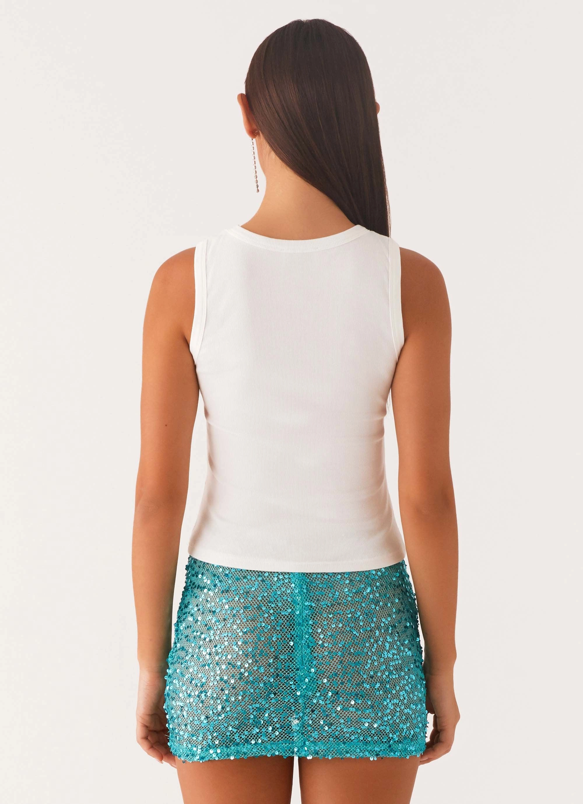 LightReflective ContrastPlacket Signature Beaded Logo Tank - White
