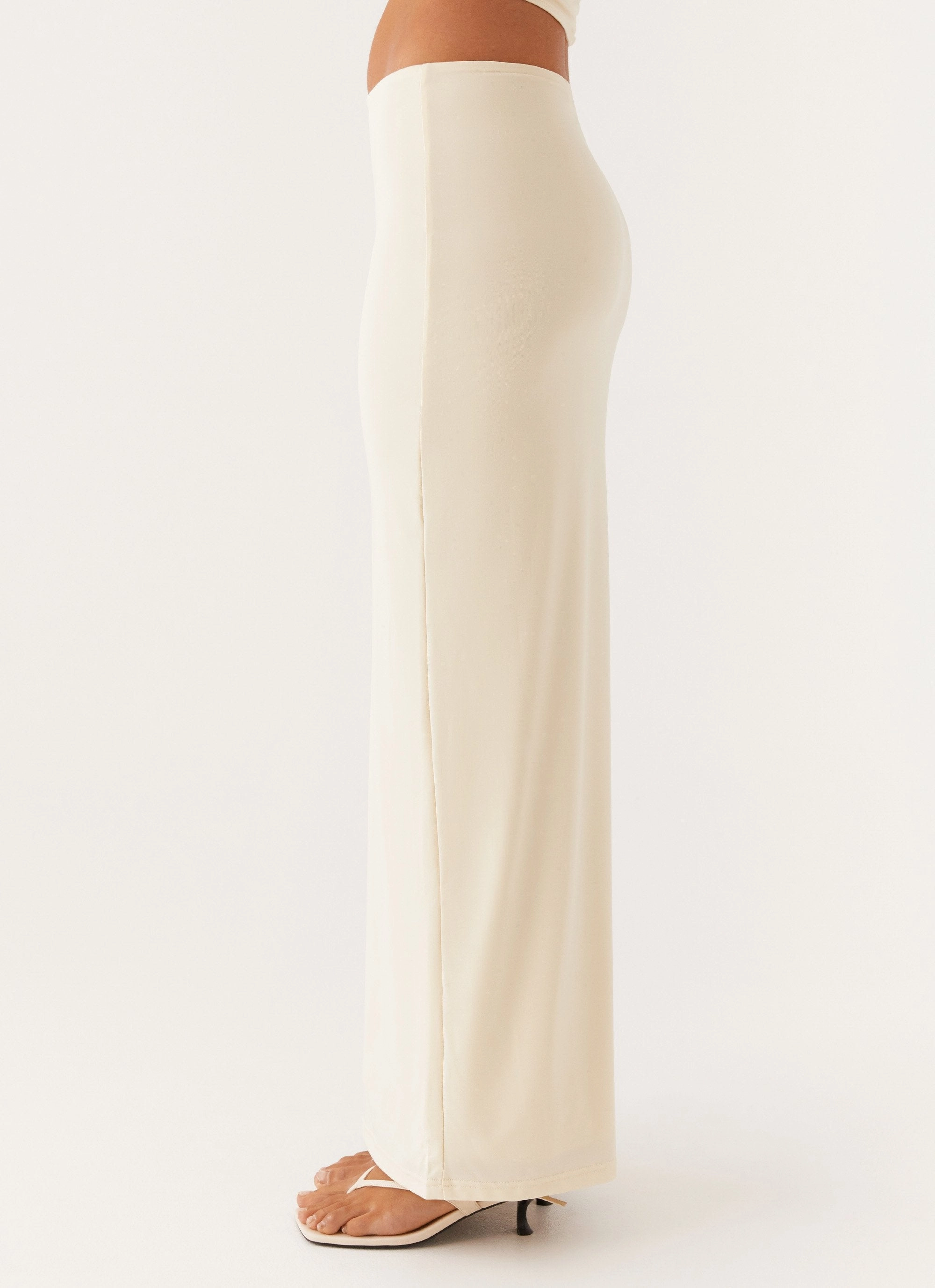 Solace Soul Maxi Skirt - Yellow Compact Storage
