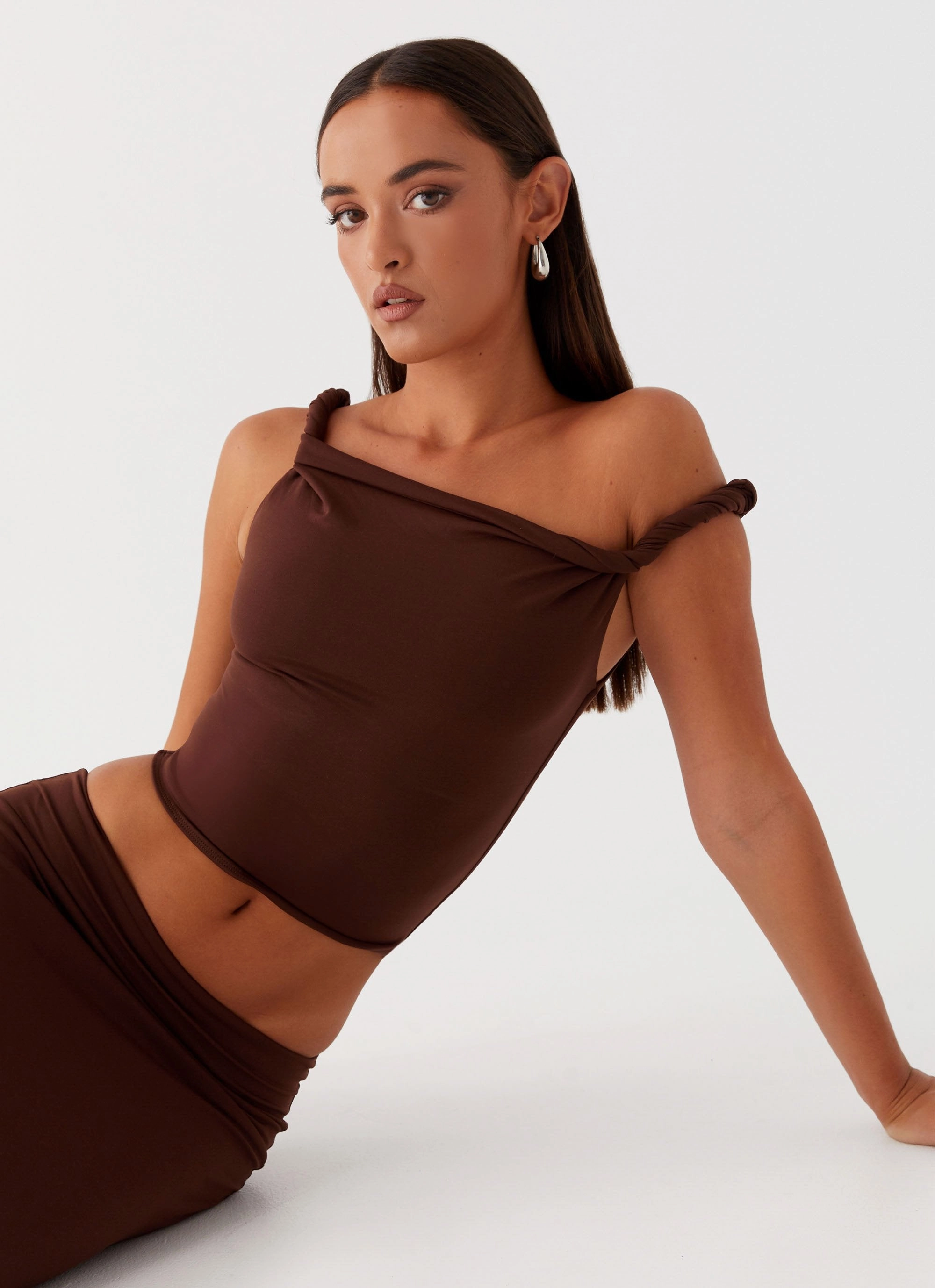 TemperatureRegulatingLining Reversible design Solace Soul Twist Shoulder Top - Chocolate