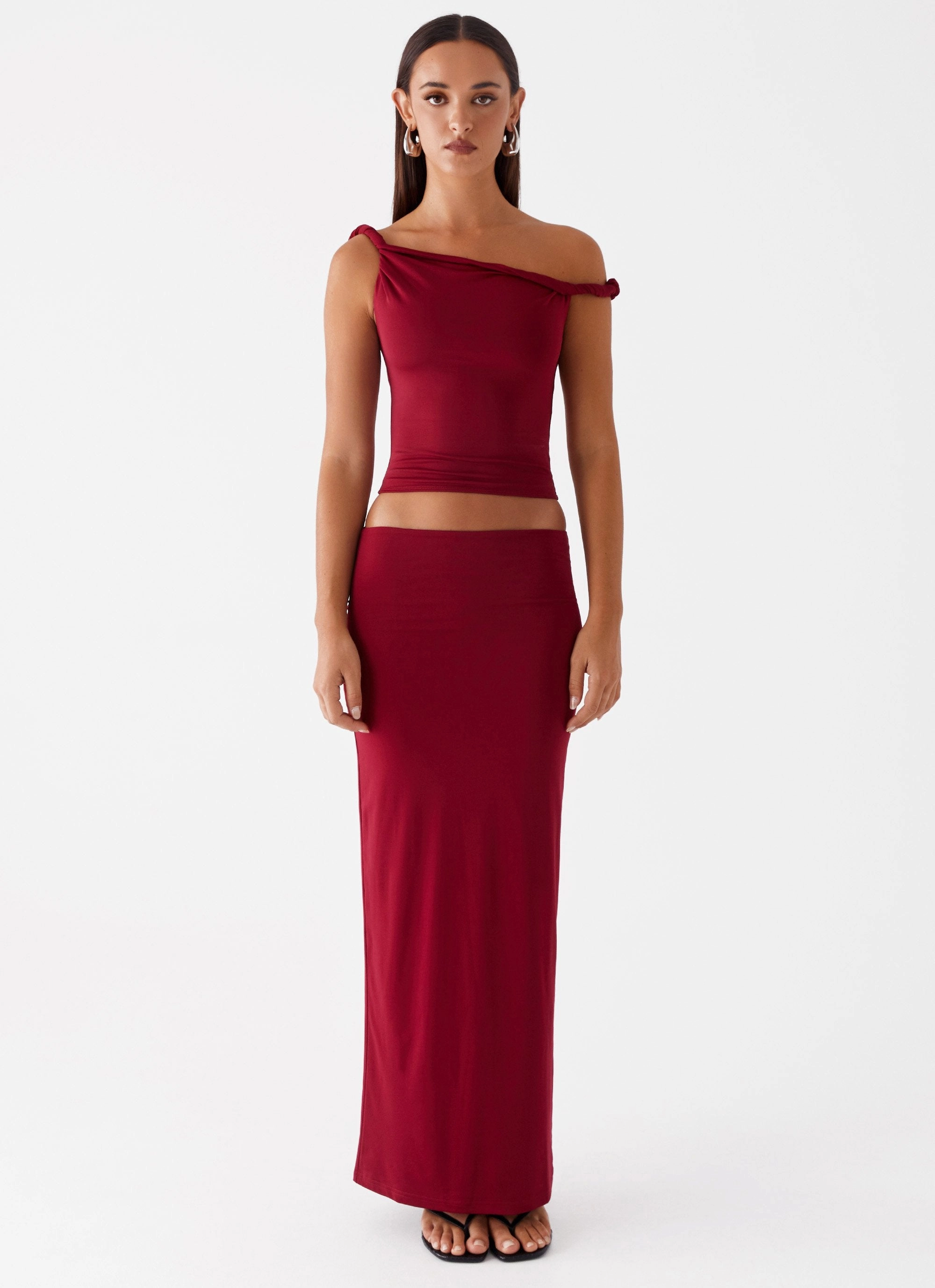 Solace Soul Twist Shoulder Top - Maroon Thermal Regulation Technology
