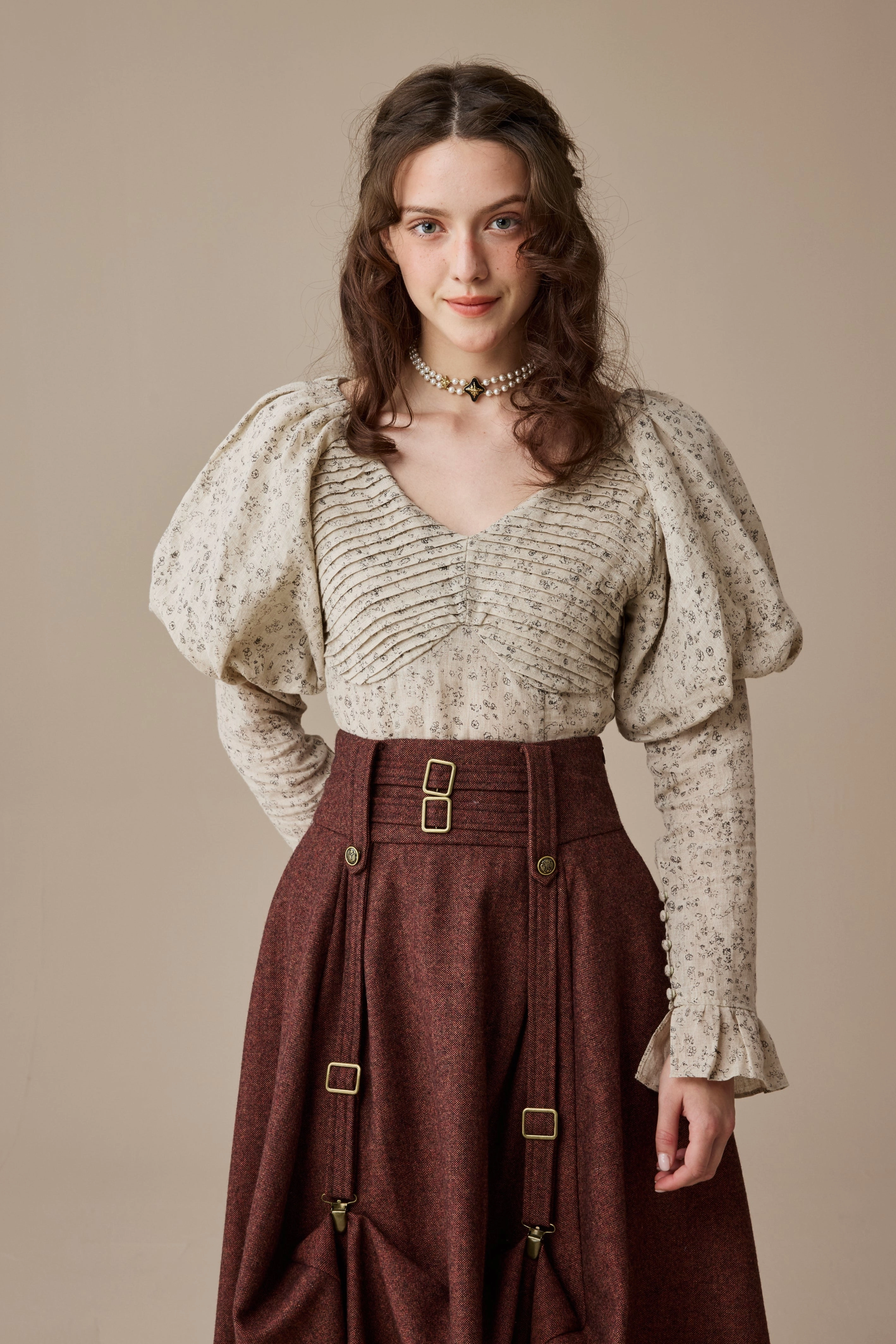 Hypoallergenic Lining Sonia 33 |pintucked linen blouse