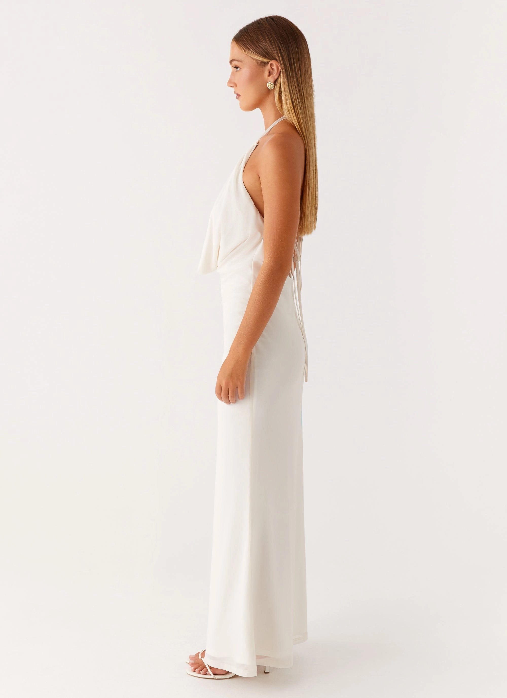 Elo Maxi Dress - Ivory Elegant Finish Elegant Comfort