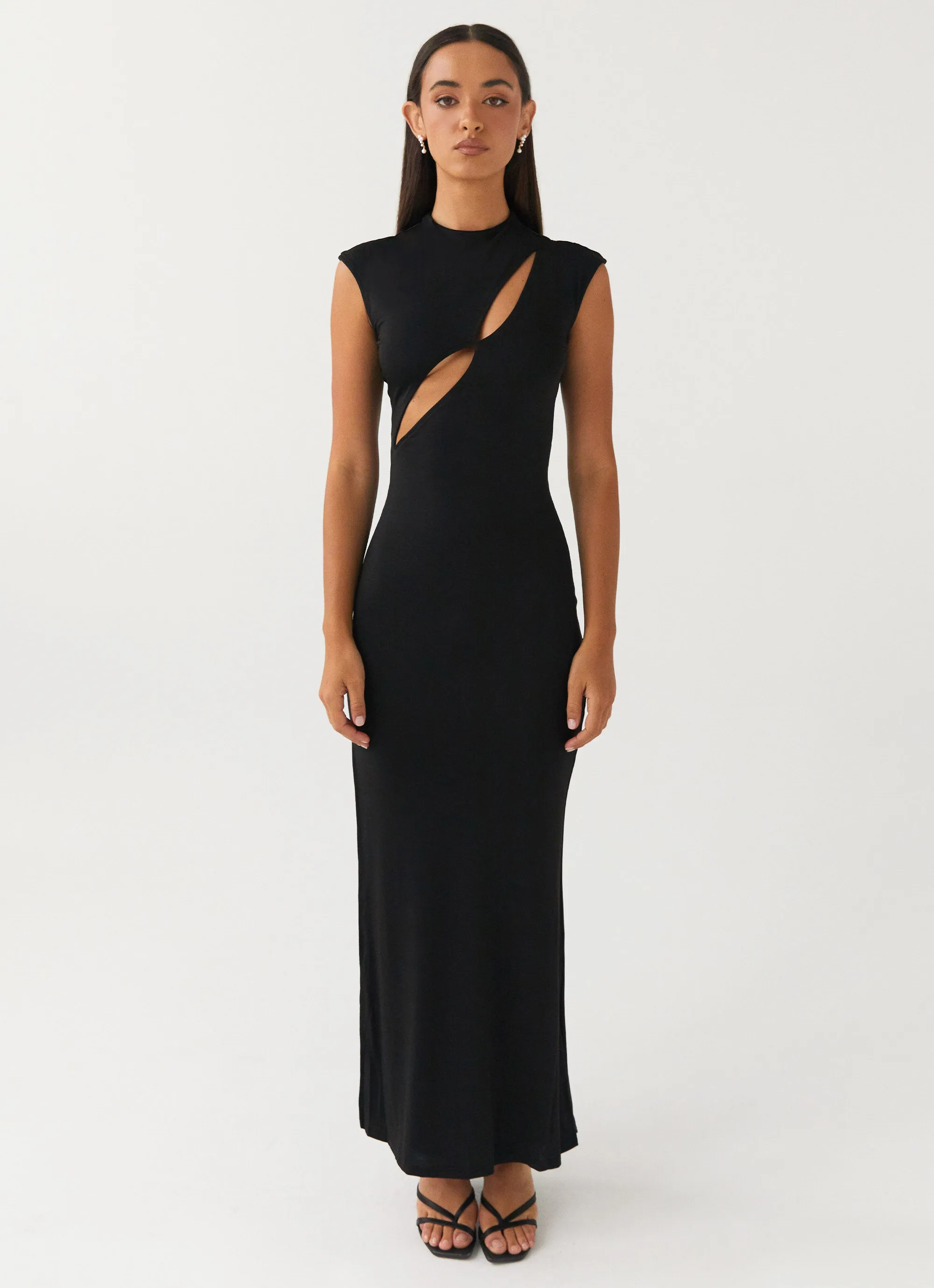 Statement Mood Pleat-Front Special Affair Maxi Dress - Black