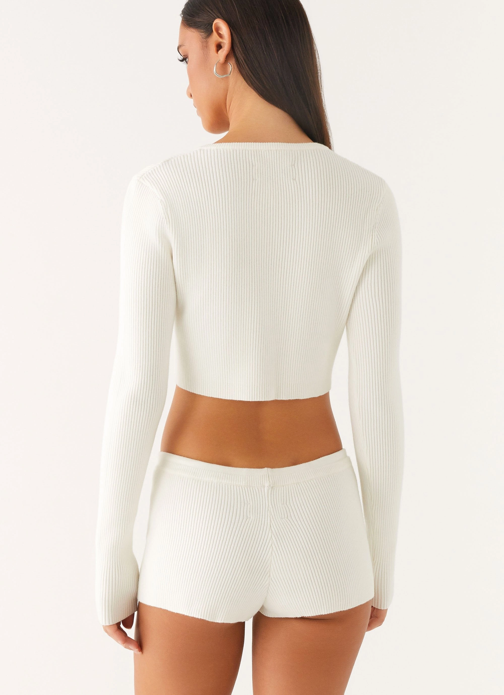 Adria Mini Shorts - Ivory Padded hips Wrinklefree