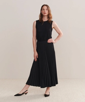 Pleated Skirt Cozy Style