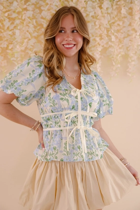 Wrinkle resistant fabric ChafeFreeEdging Just A Memory Blouse