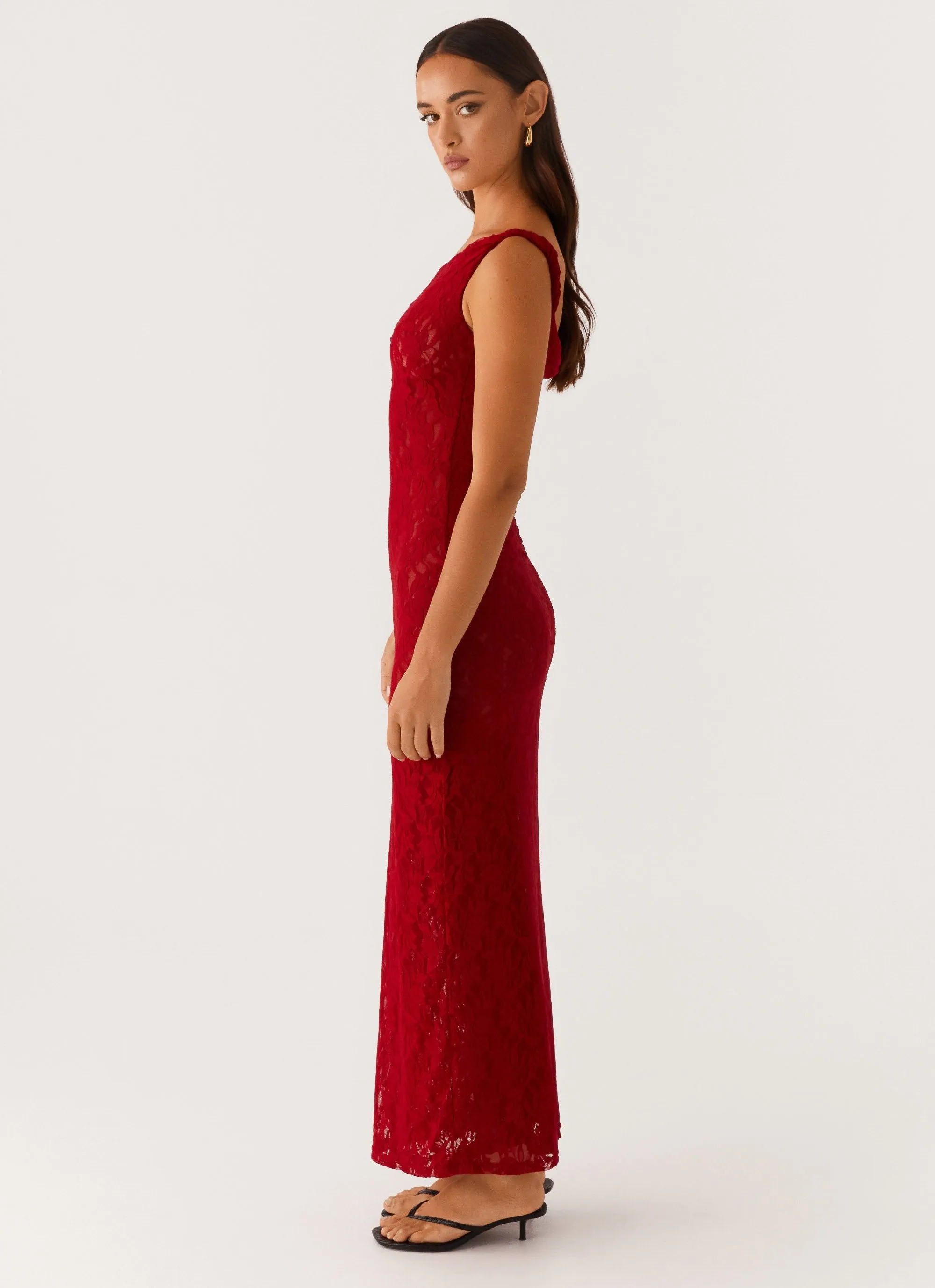 MoistureWickingTechnology Pure Shape Arabella Twist Shoulder Maxi Dress - Maroon