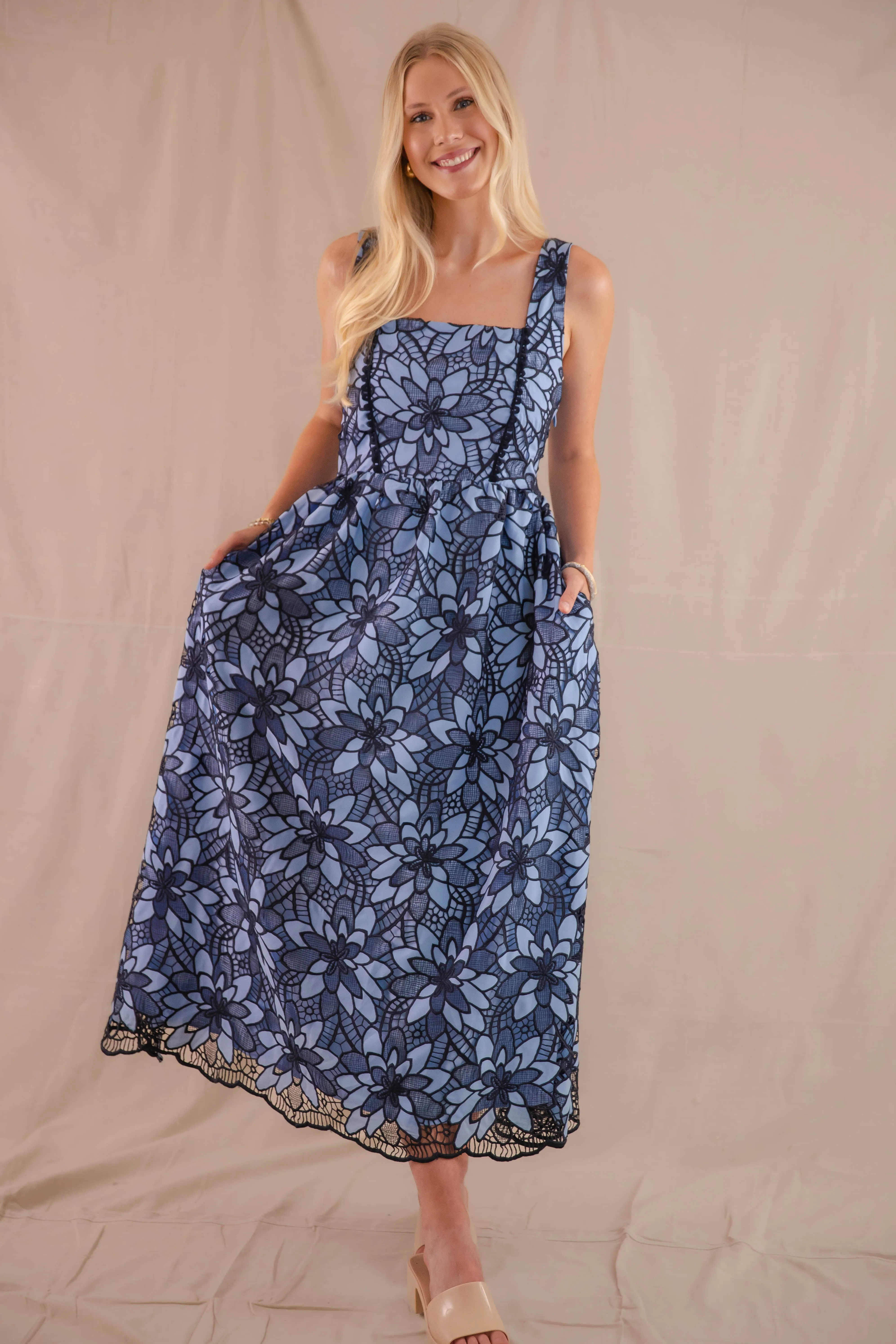 Fit Choice Smart Layers Out Of The Blue Midi Dress