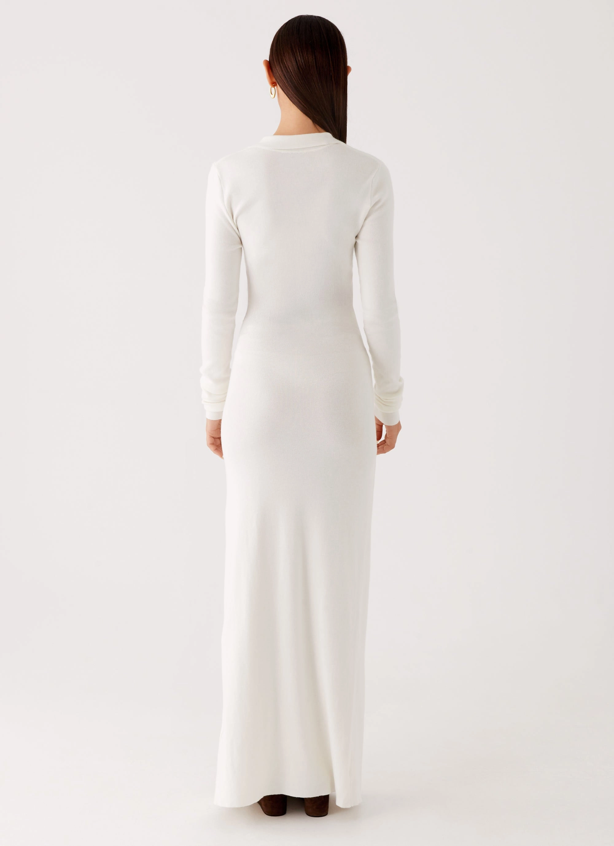 Sabetha Knit Maxi Dress - White Subtle Fit Elegant Look