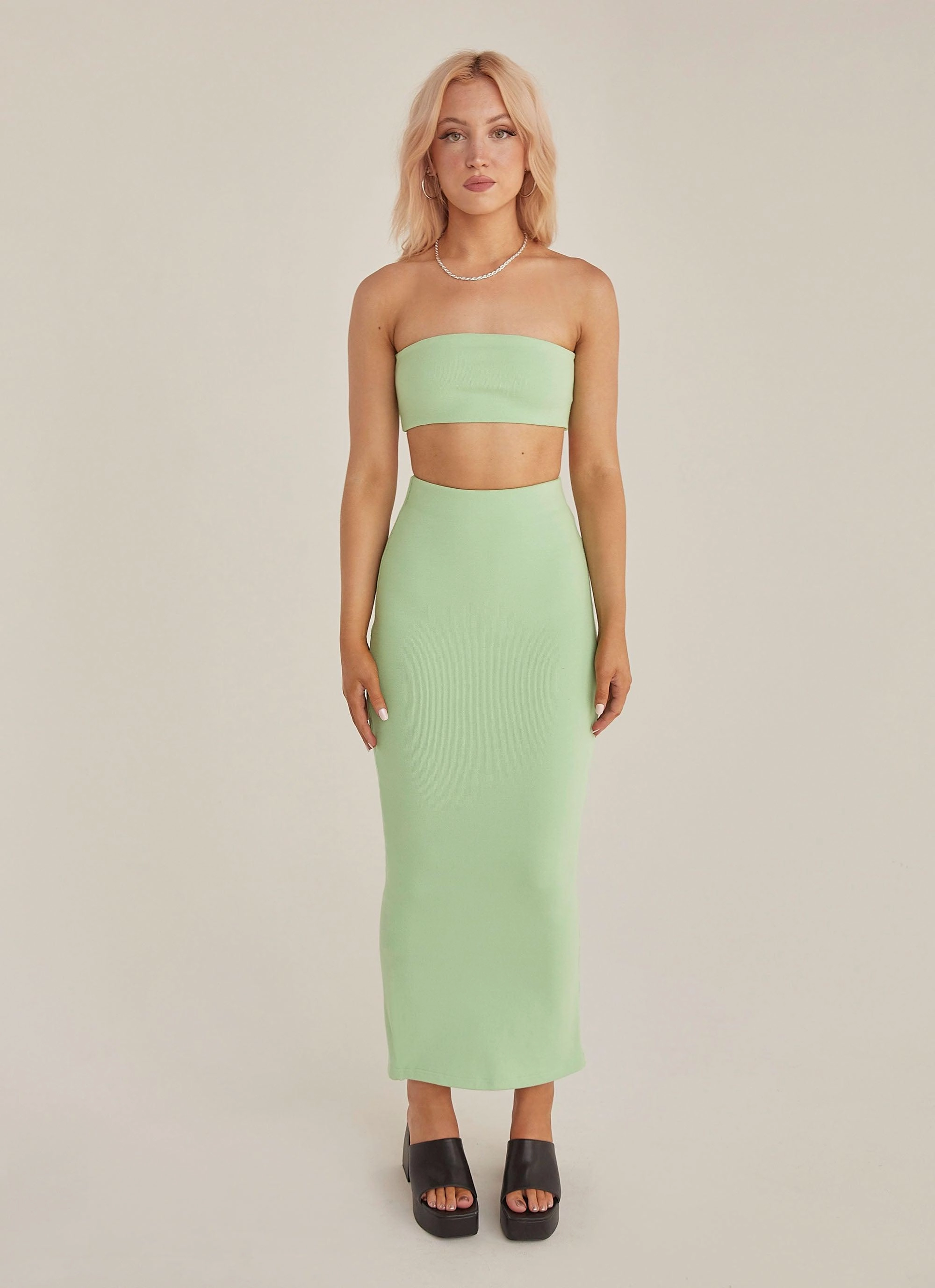 Sun Seeker Crop Top - Sage Linen Blend Fabric
