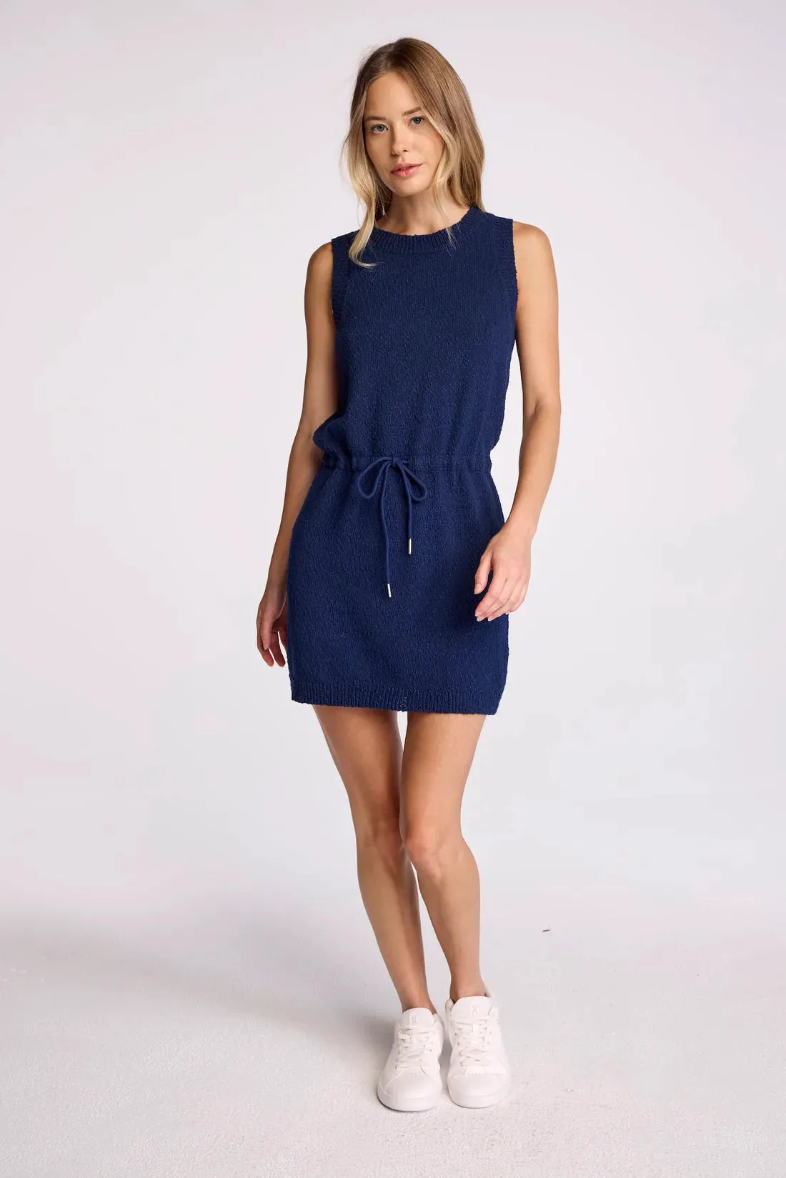 Sundays Allison Dress Sleek Wear Cozy Silhouette