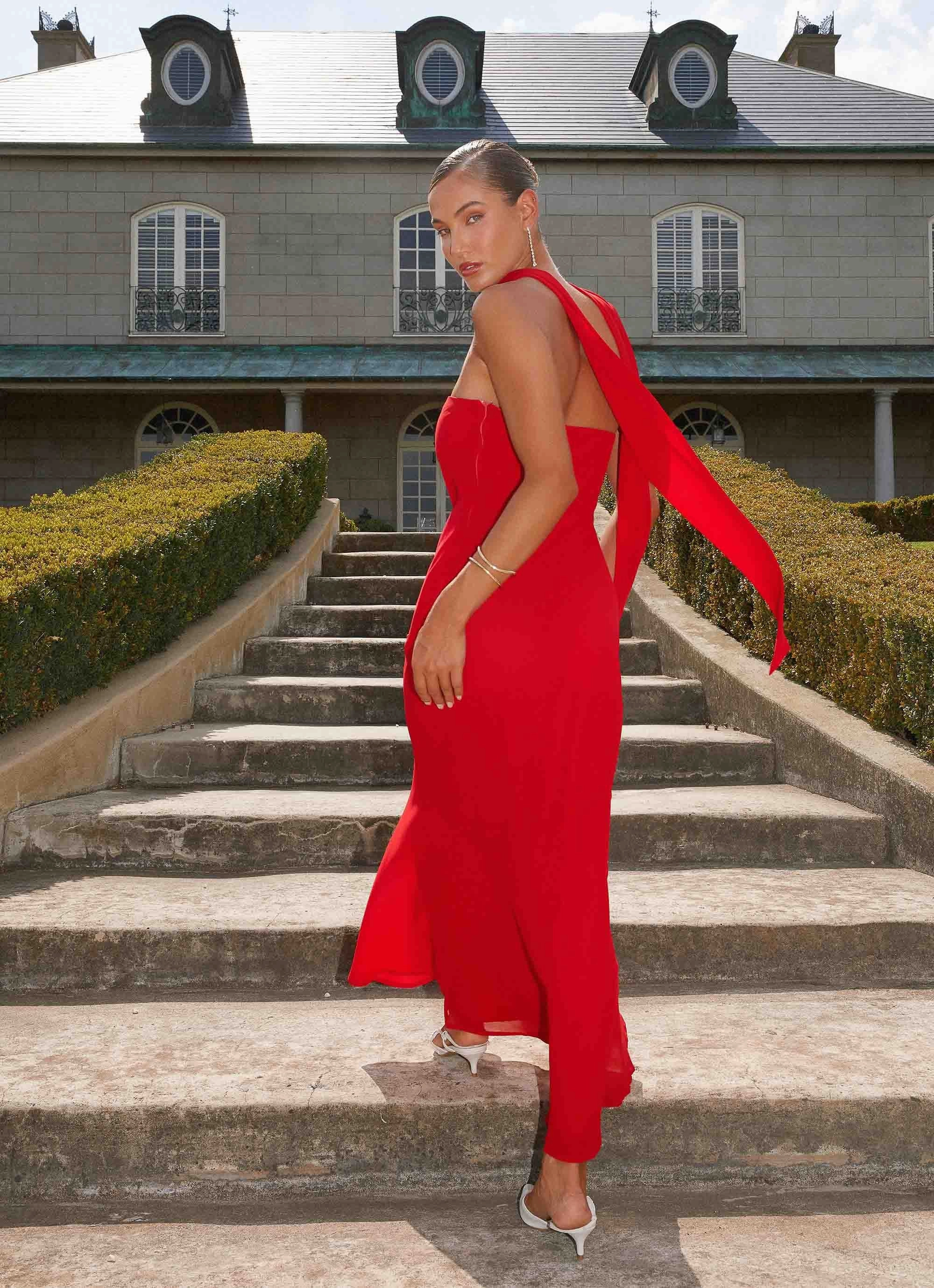 Fall Flow Under The Pagoda Maxi Dress - Red