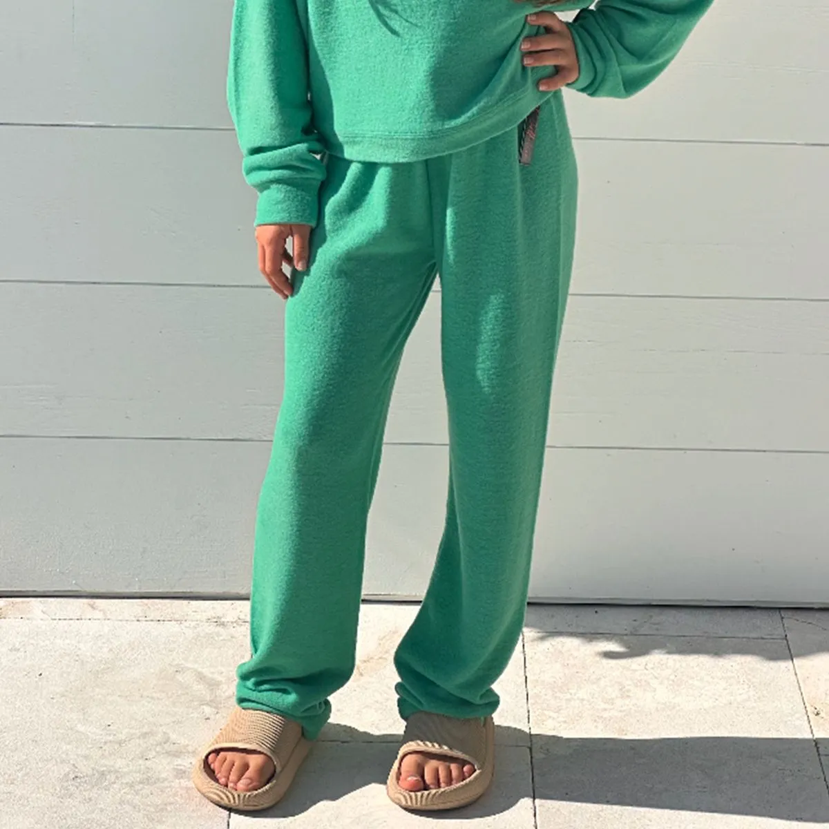 Suzette - Soft Brush Cloud Straight Pant - Green