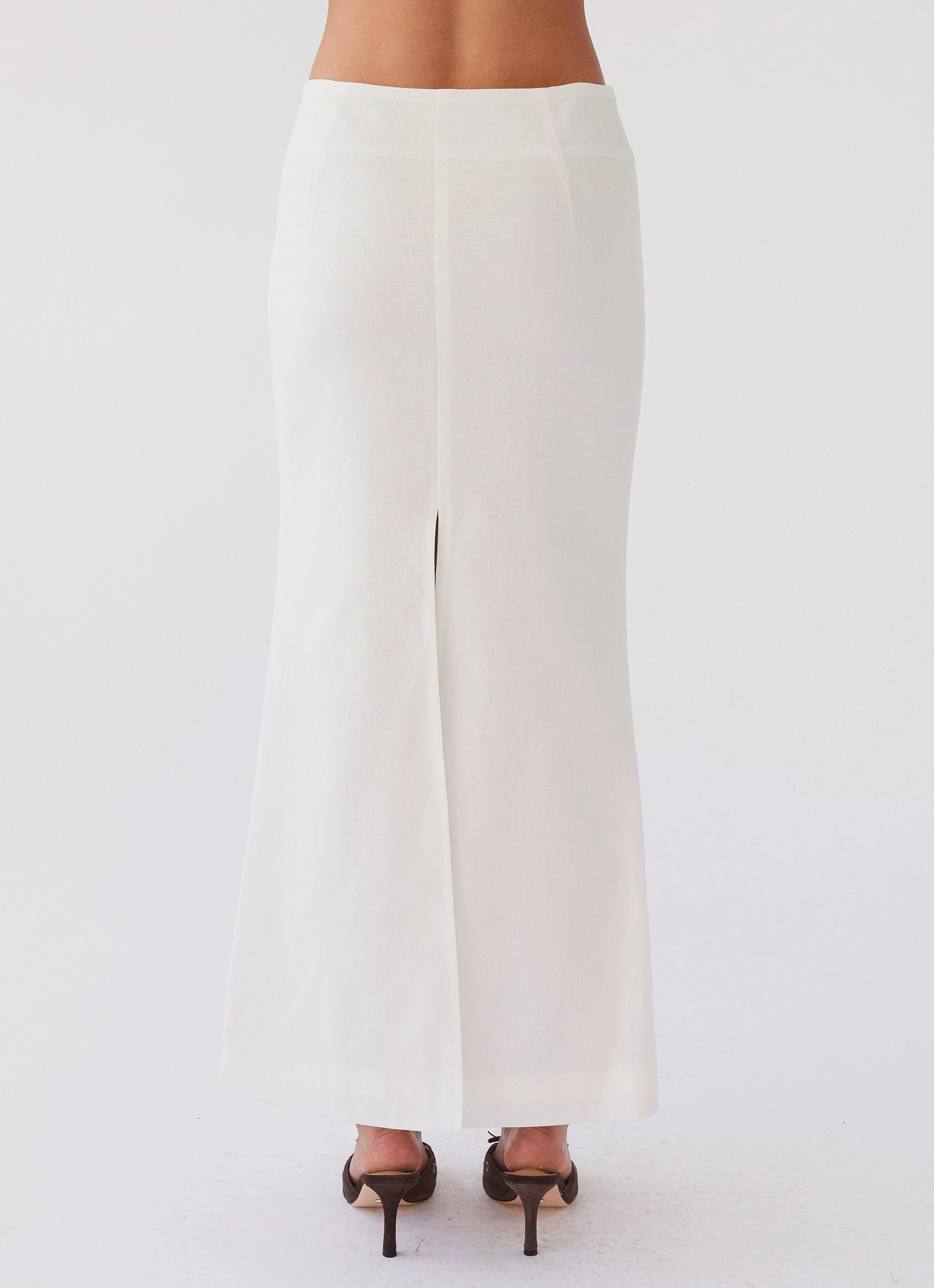 Movement Flex Born For Bordeaux Linen Midi Skirt - White