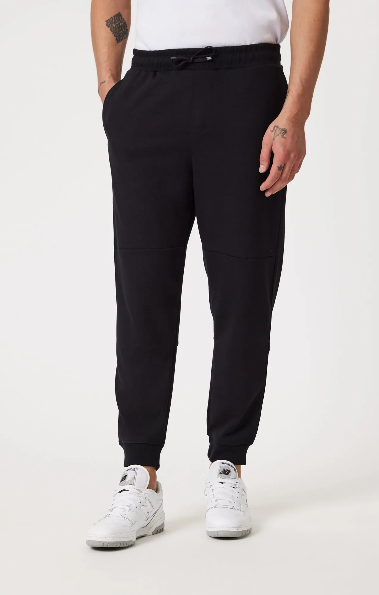 SWEATPANTS IN BLACK