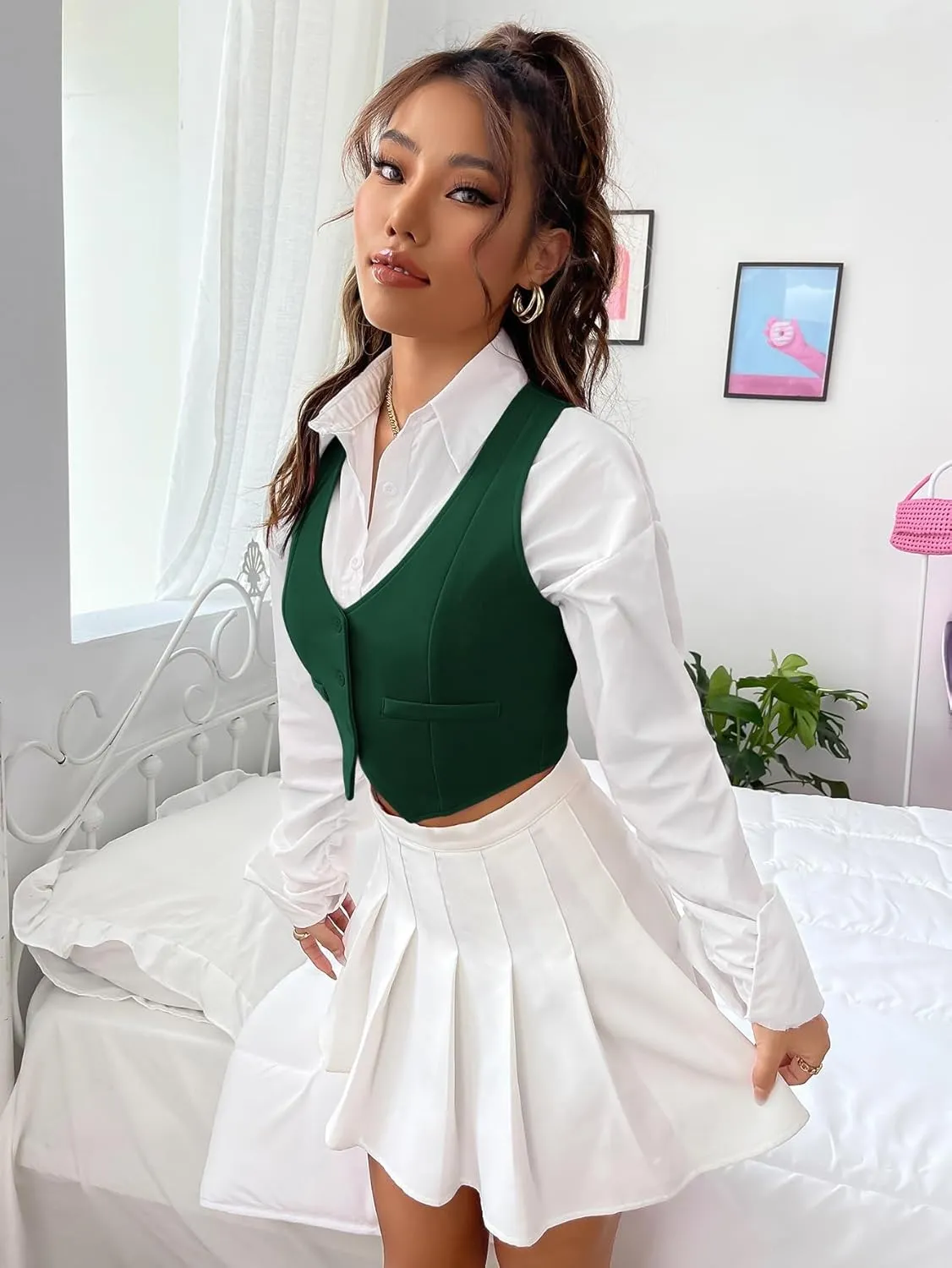 SweatyRocks Women's Solid Button Front Crop Waistcoat V Neck Sleeveless Blazers