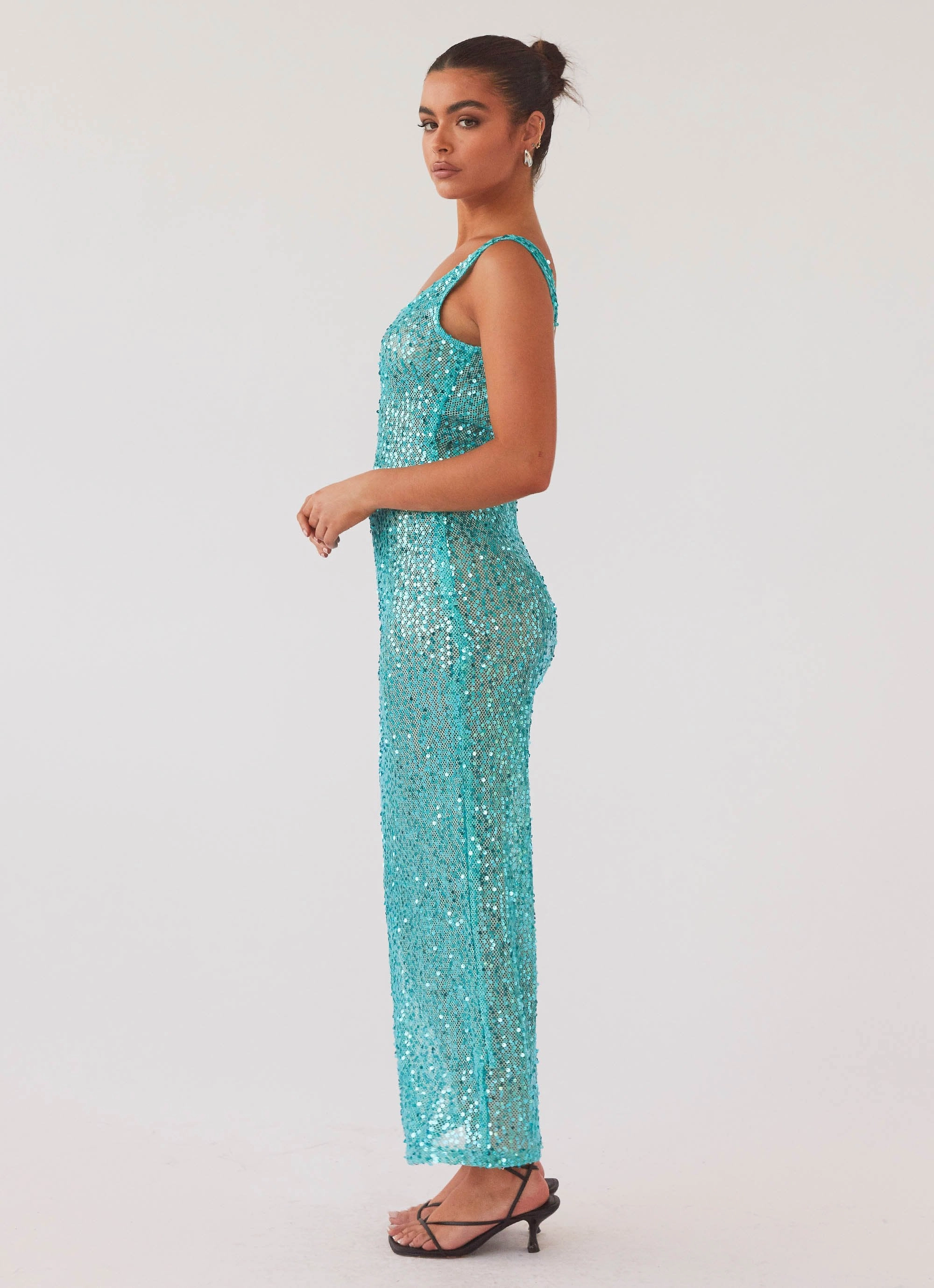 Bold Cut Raglan-Sleeve Sweet Essence Maxi Dress - Crystal