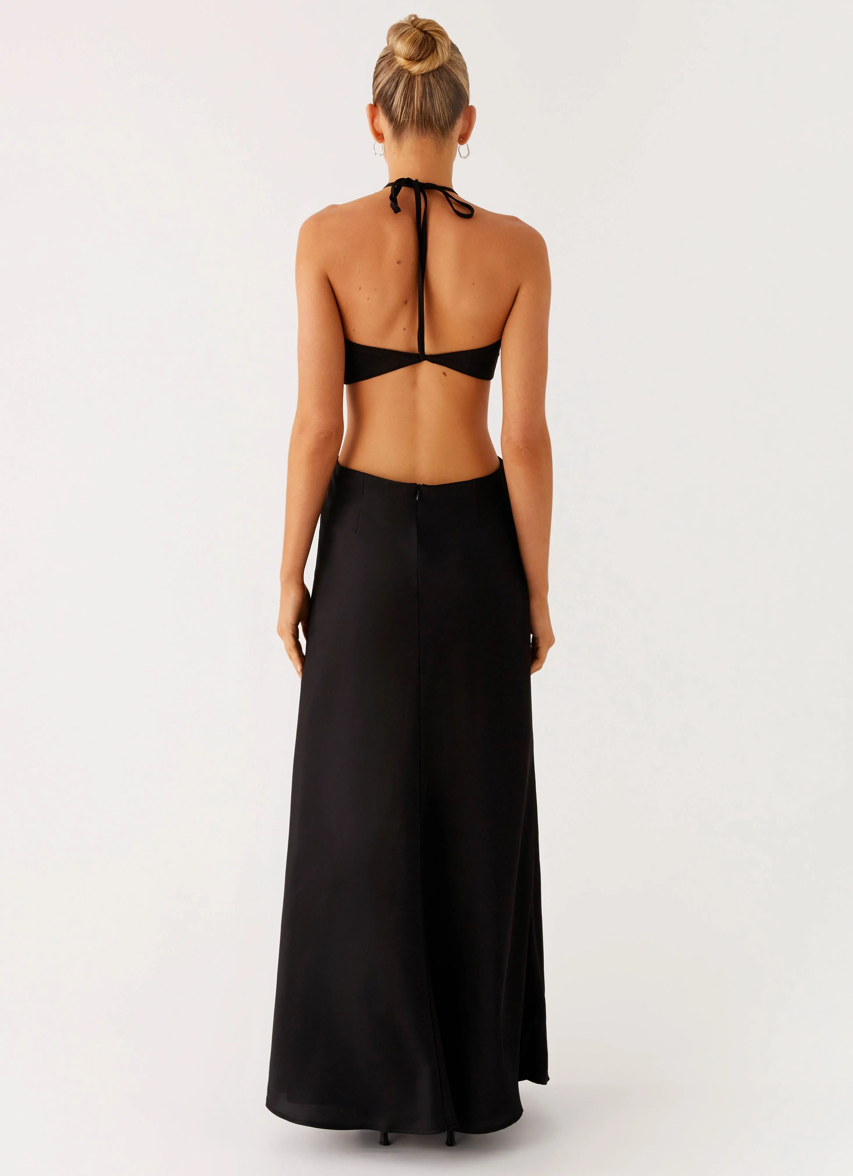 Sweetheart Cut Out Maxi Dress - Black Evening Vibe Flowy Texture