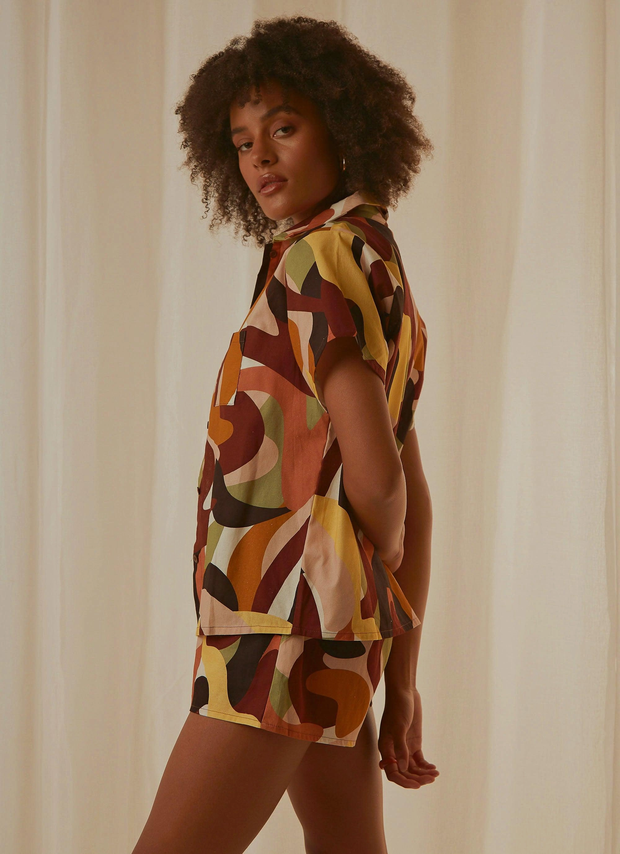 Butter Soft Handfeel Reflective Detailing Paloma Shirt - Tropicola