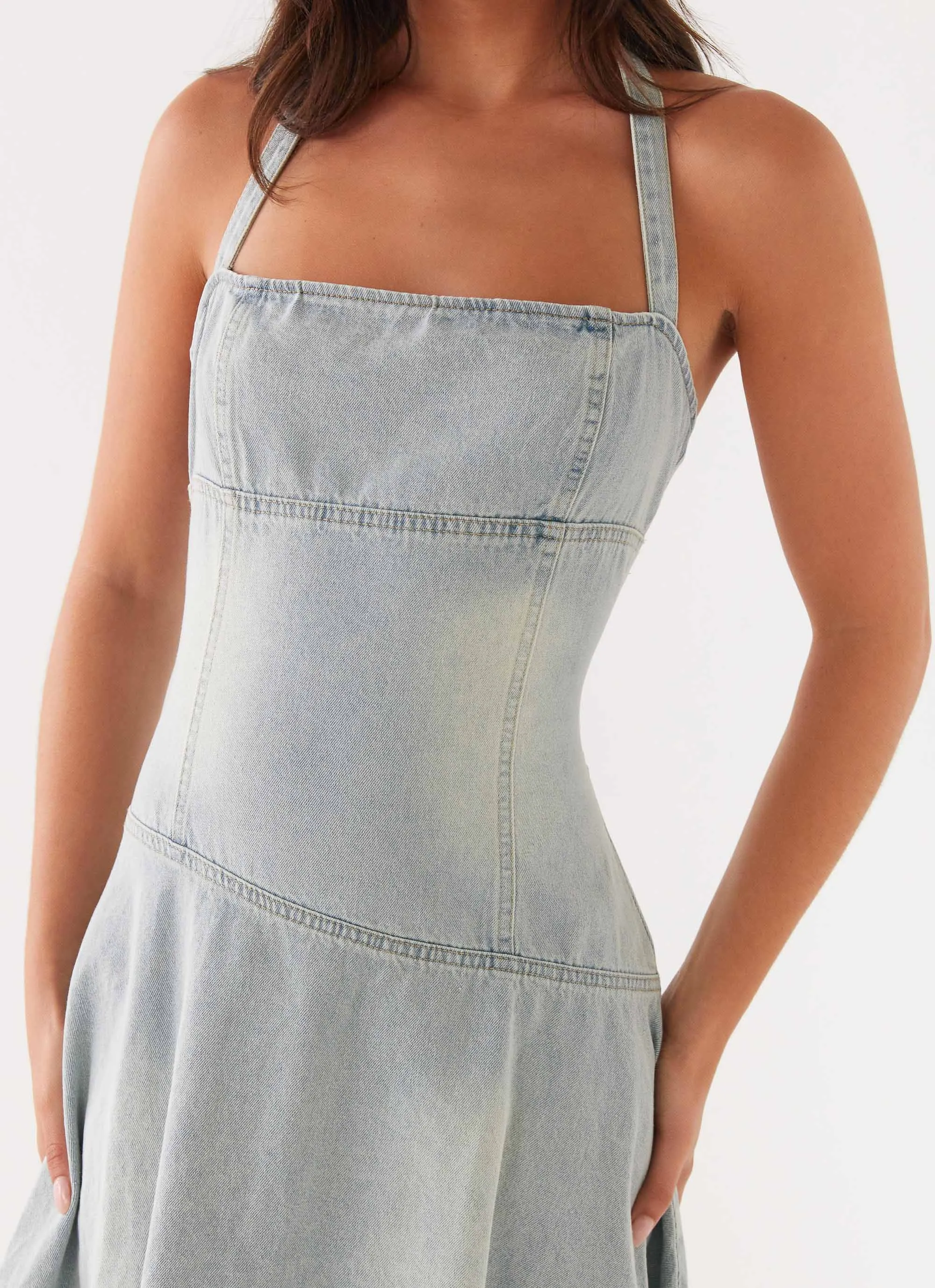 Tanisha Denim Midi Dress - Washed Blue Silky Touch Sharp Detail