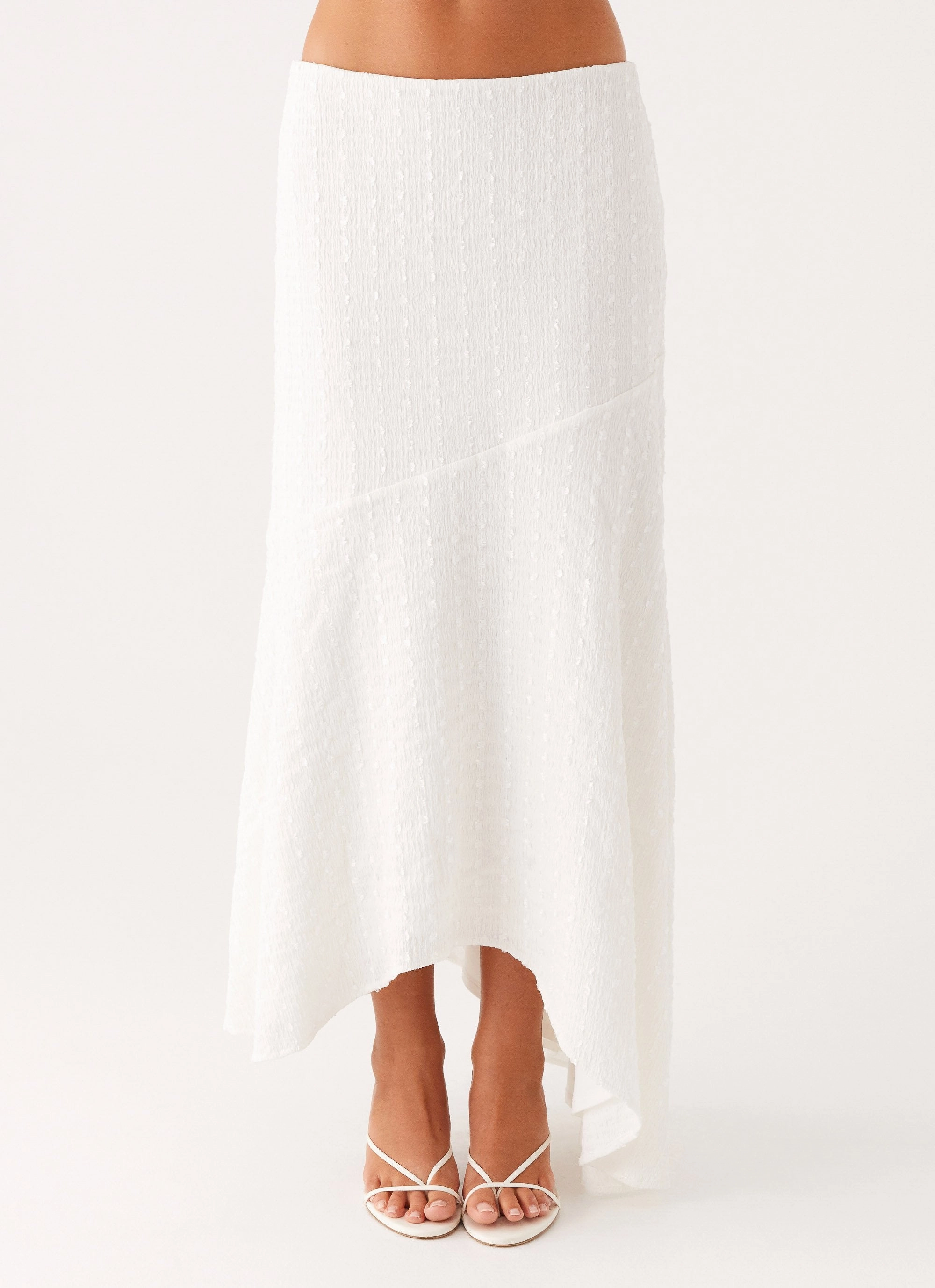 Wrinkle resistant fabric Tayah Asymmetrical Maxi Skirt - White