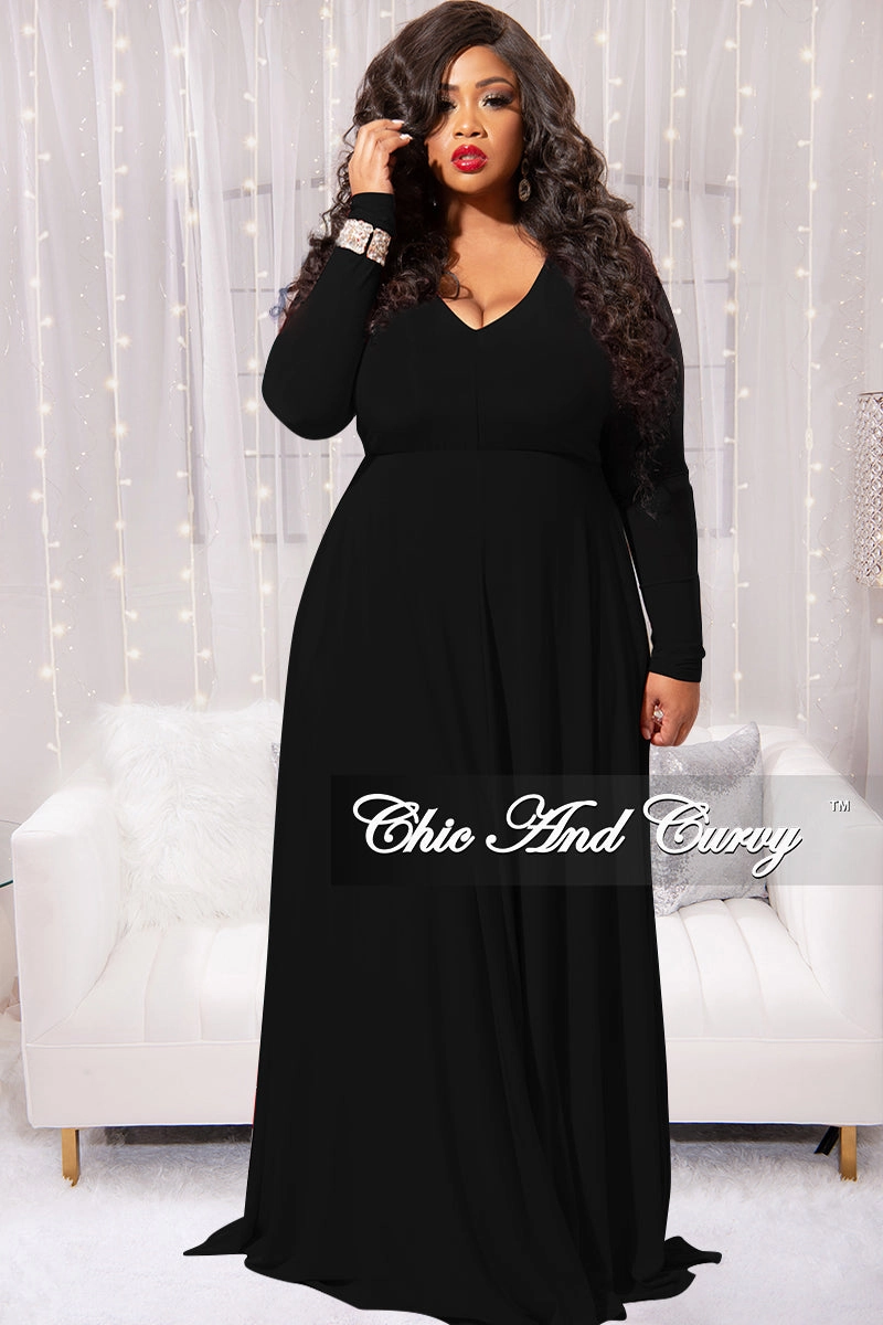Wrinkle Resistant Finish Trendy Shirt Final Sale Plus Size Long Sleeve Gown with V-Neck in Black