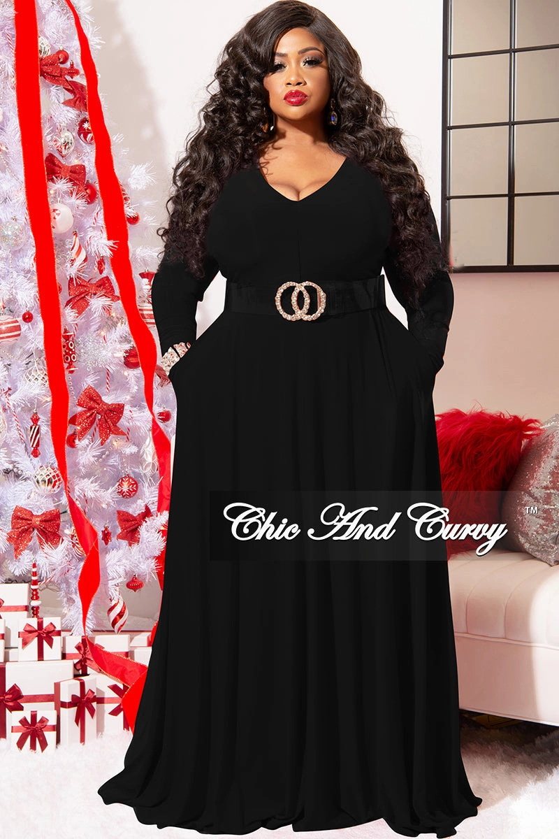 LayeredNeckline Final Sale Plus Size Long Sleeve Gown with V-Neck in Black