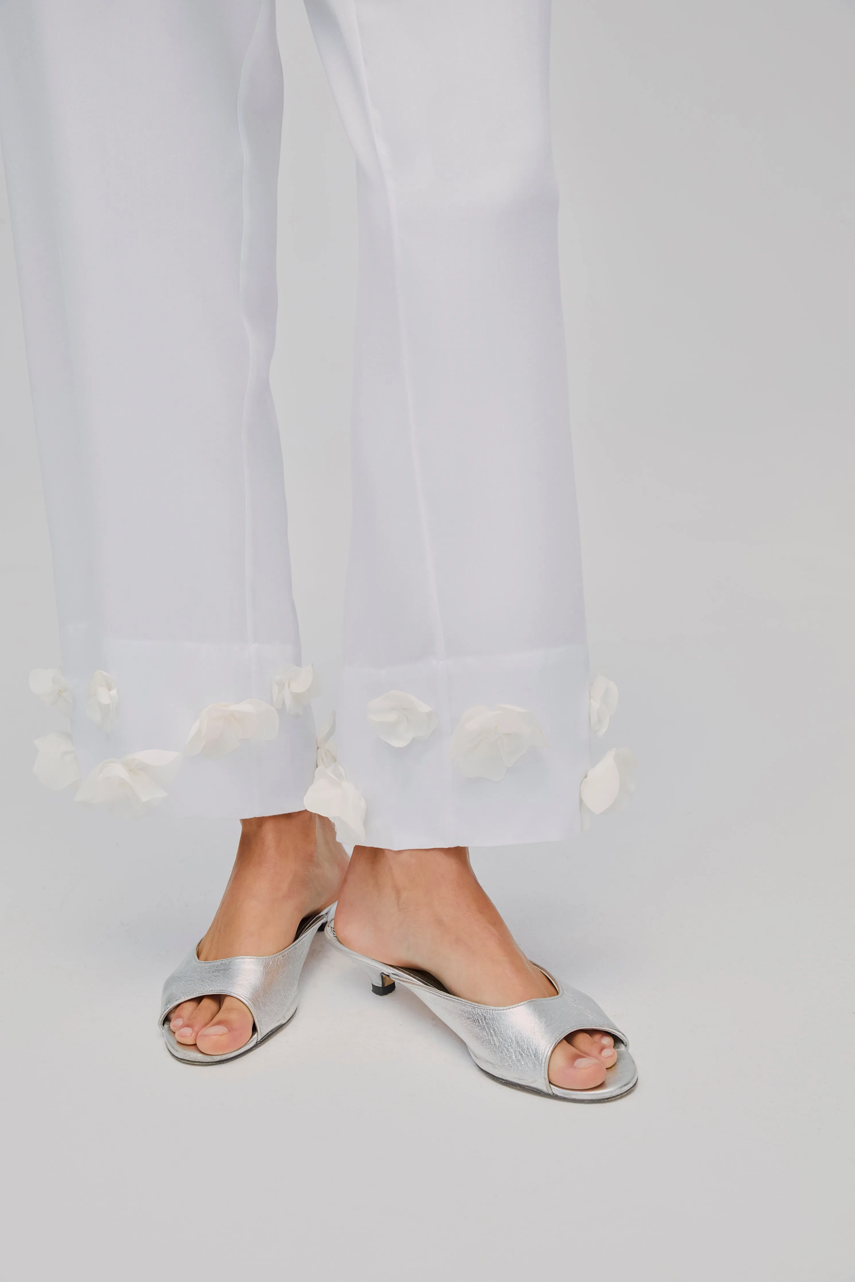 The Bloom Party Pajamas Set with Pants in White