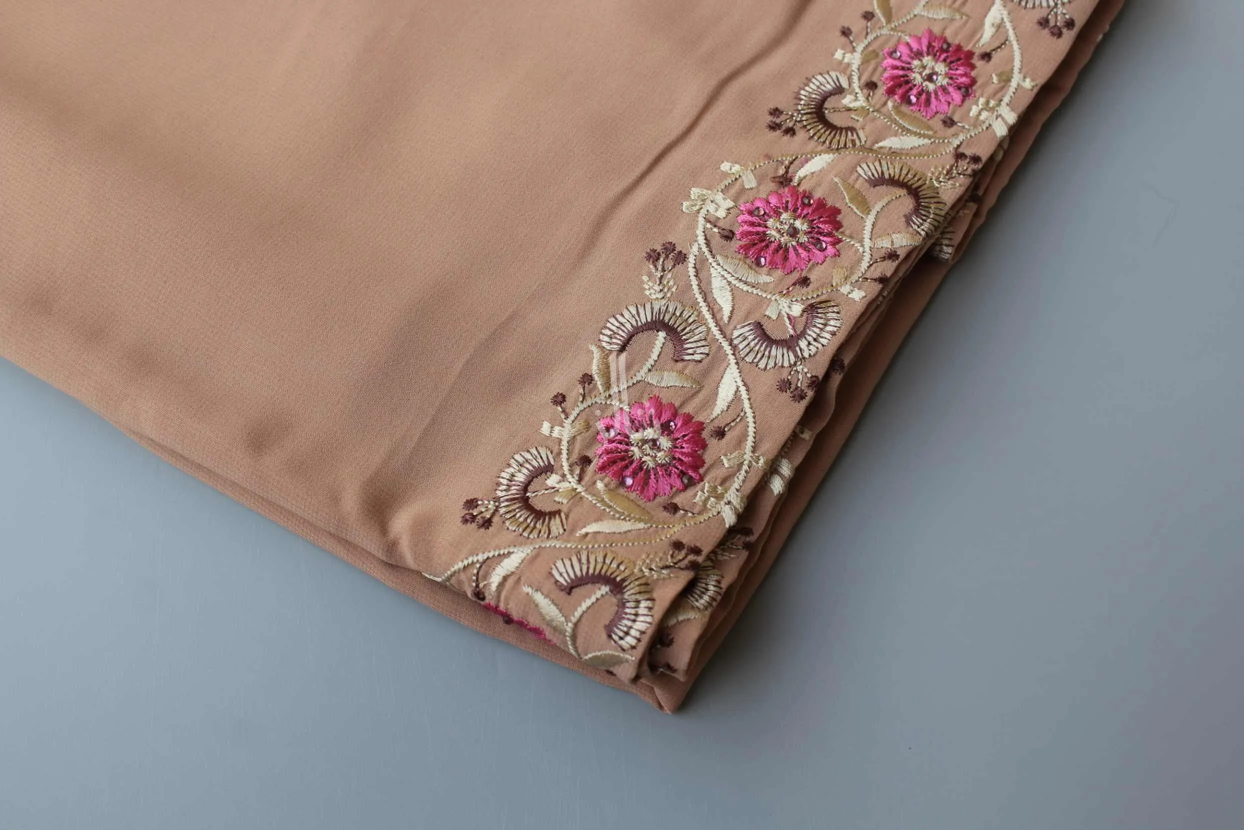 The Chic Embroidered Elegance - Peachy Brown