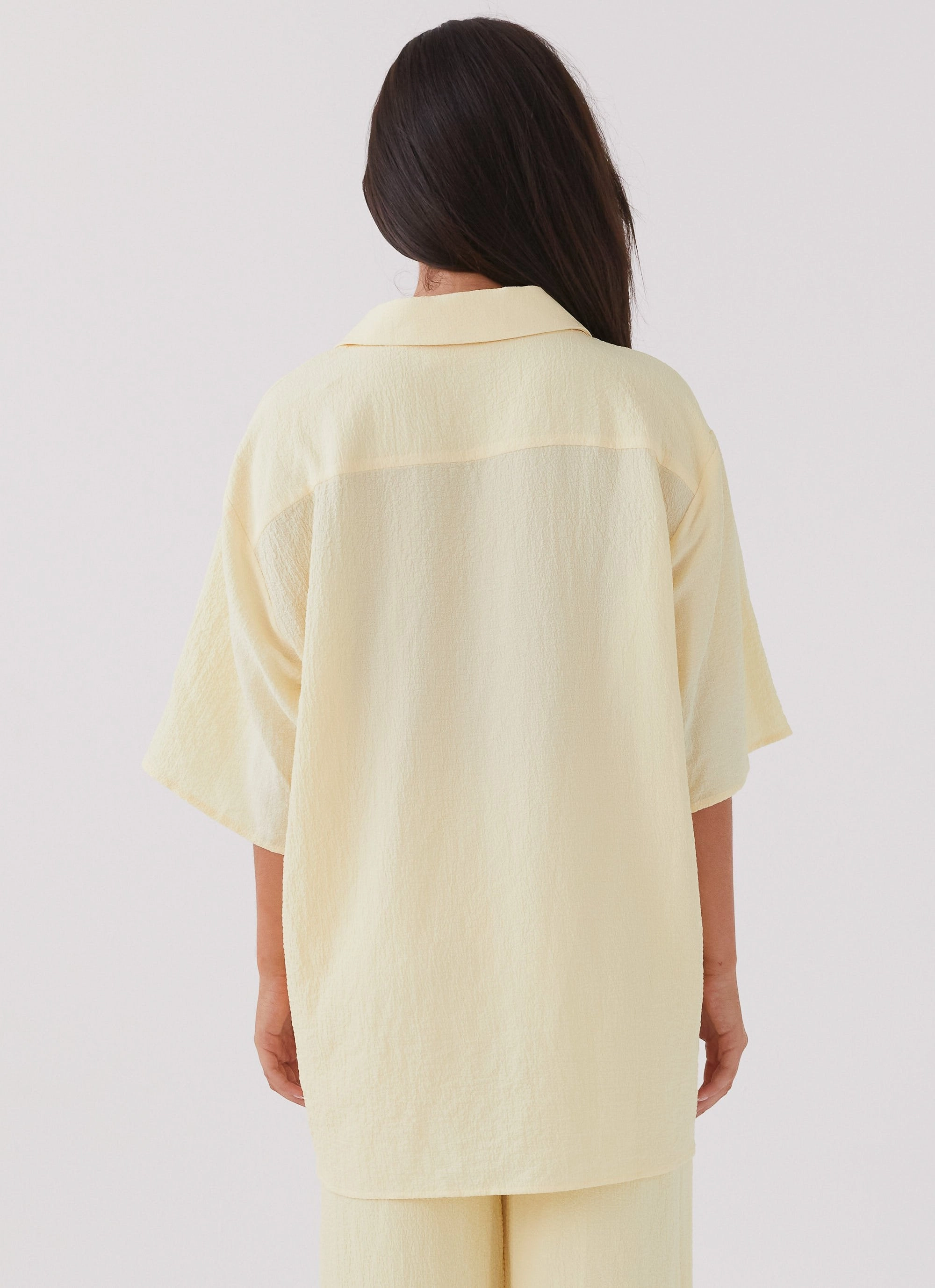 Office Wear Ergonomic Mobility Cut The Good Days Shirt - Lemon