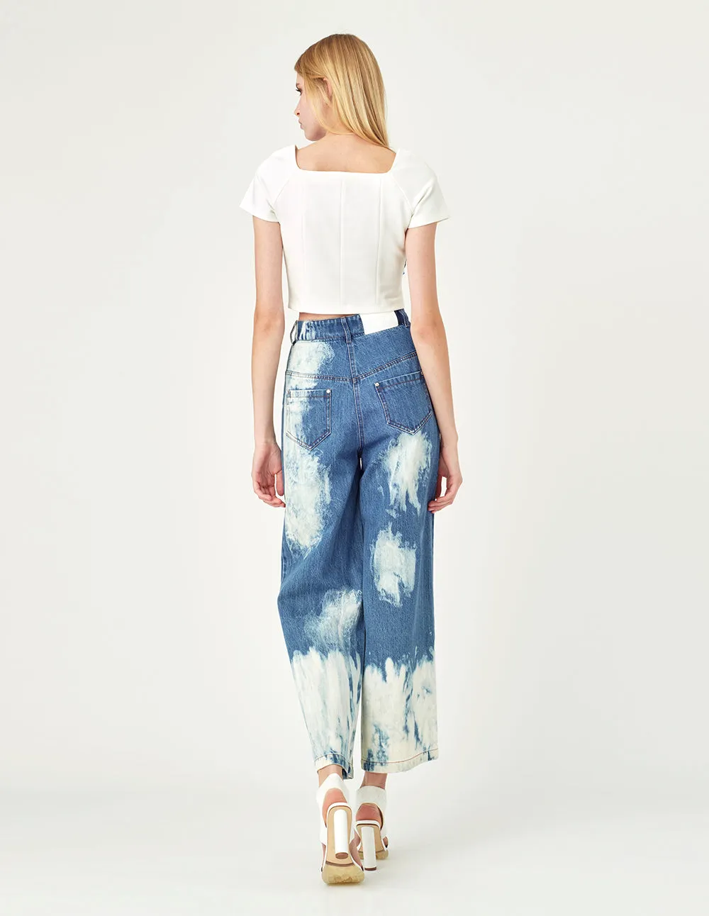 Tie-Bleach Loose fit washed Denim Jeans
