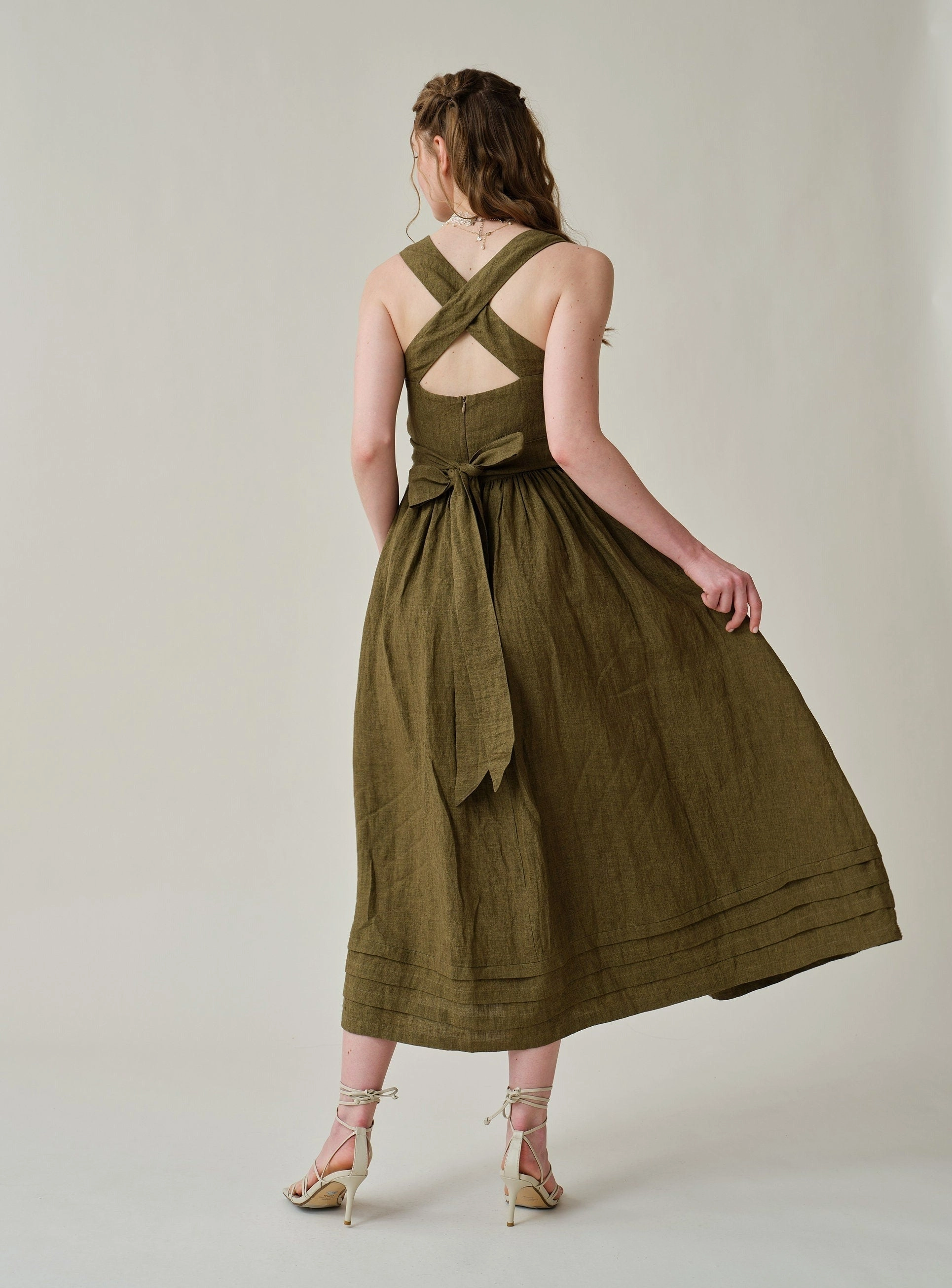 Vetiver 23 | cross back linen dress All-day Flex