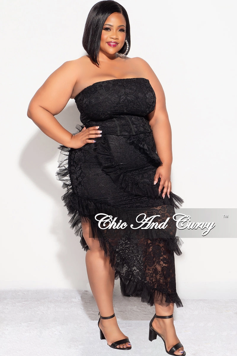 Final Sale Plus 2pc Lace Corset Top & Ruffle Skirt Set in Black Minimal Fit