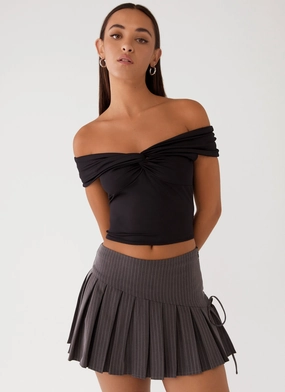 StretchFabric Trixie Twist Off Shoulder Top - Black