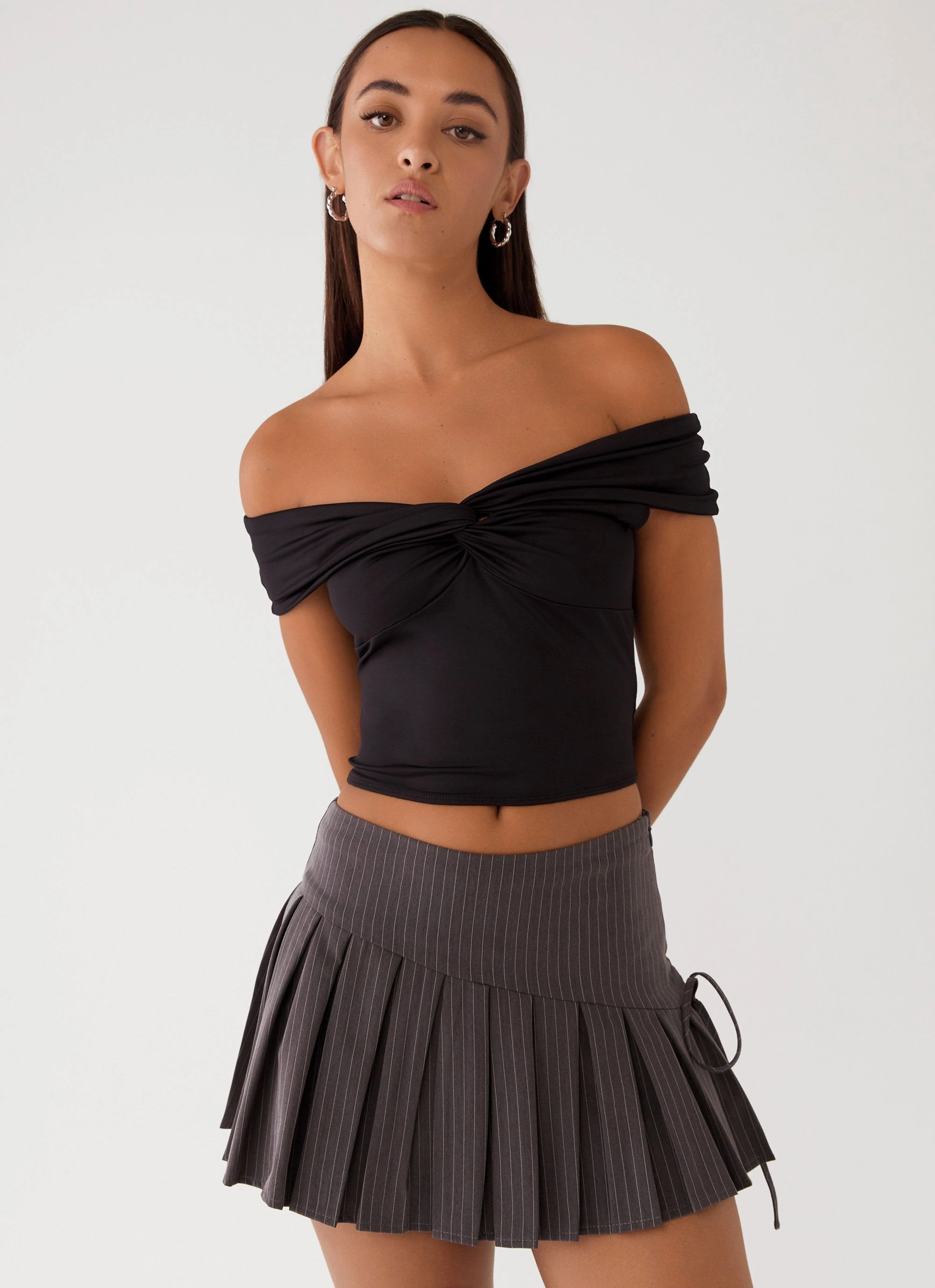 StretchFabric Trixie Twist Off Shoulder Top - Black
