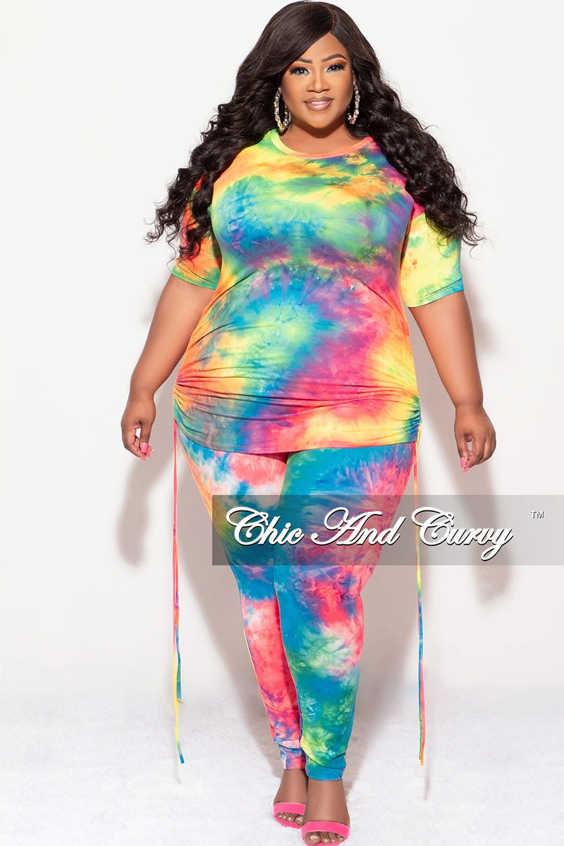 Light Wear Fit Final Sale Plus Size 2-Piece Set Side Ruching Top & Pants in Rainbow Tie Dye Print