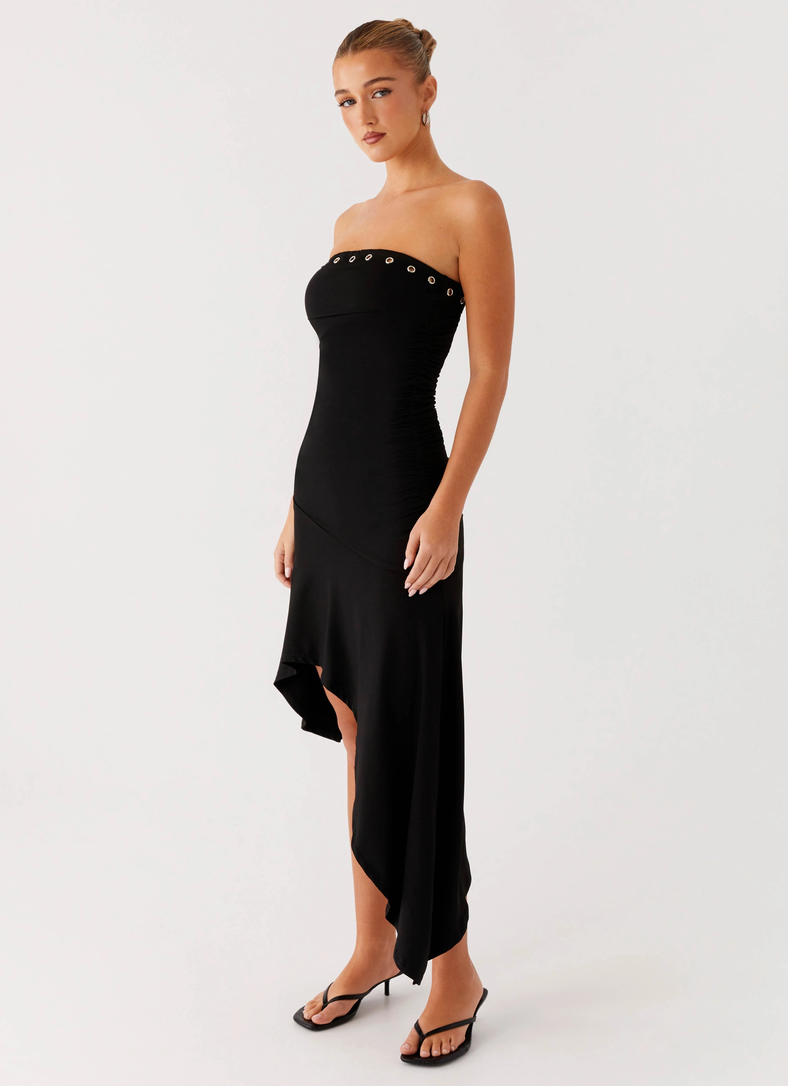 Unapologetic Midi Dress - Black Flattering Design